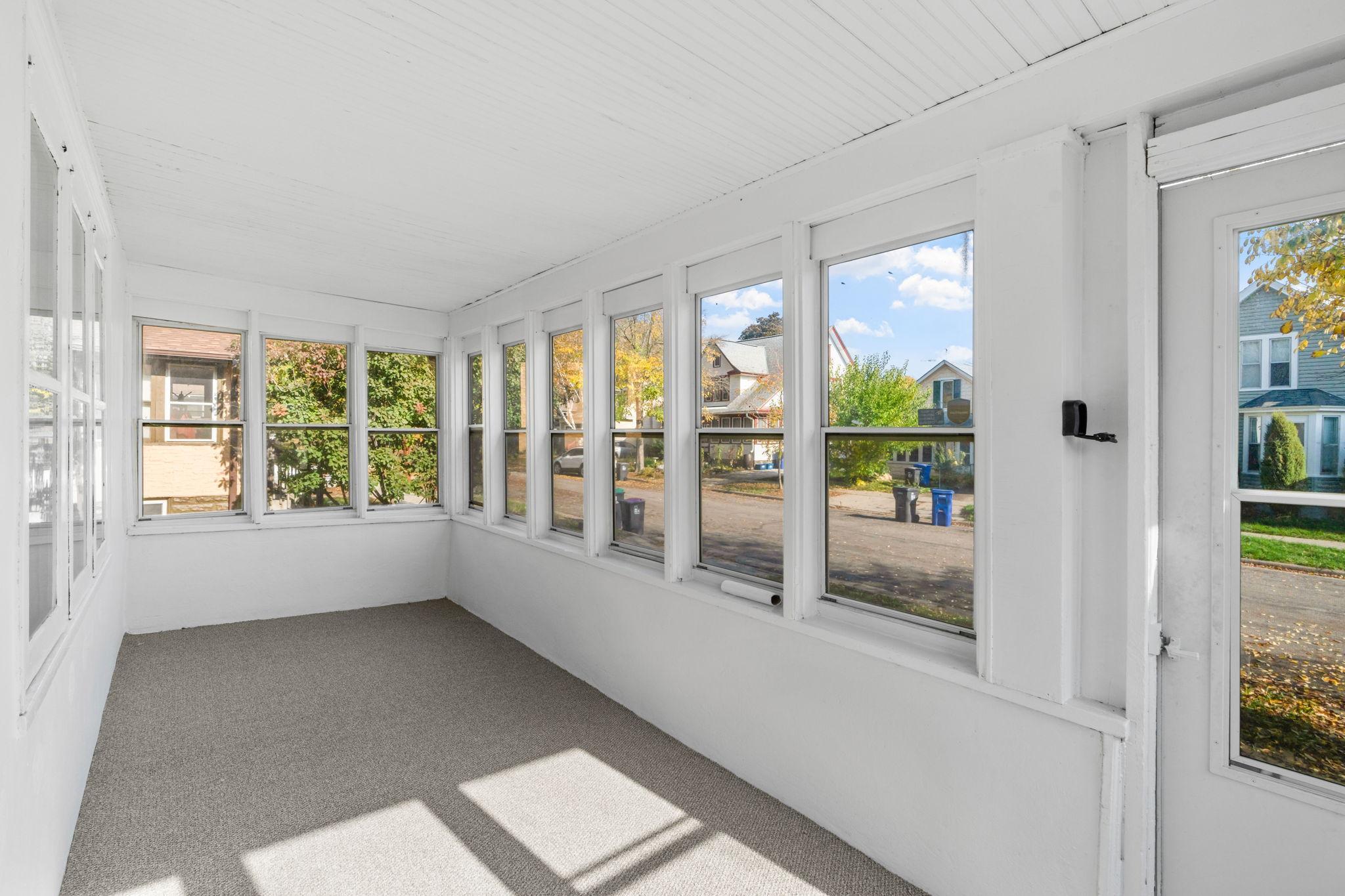 View of Residential at 339 Webster Street, Saint Paul MN 55102, Saint Paul (7 of 39) - Mike Wilen | Minnesota Team Real Estate
