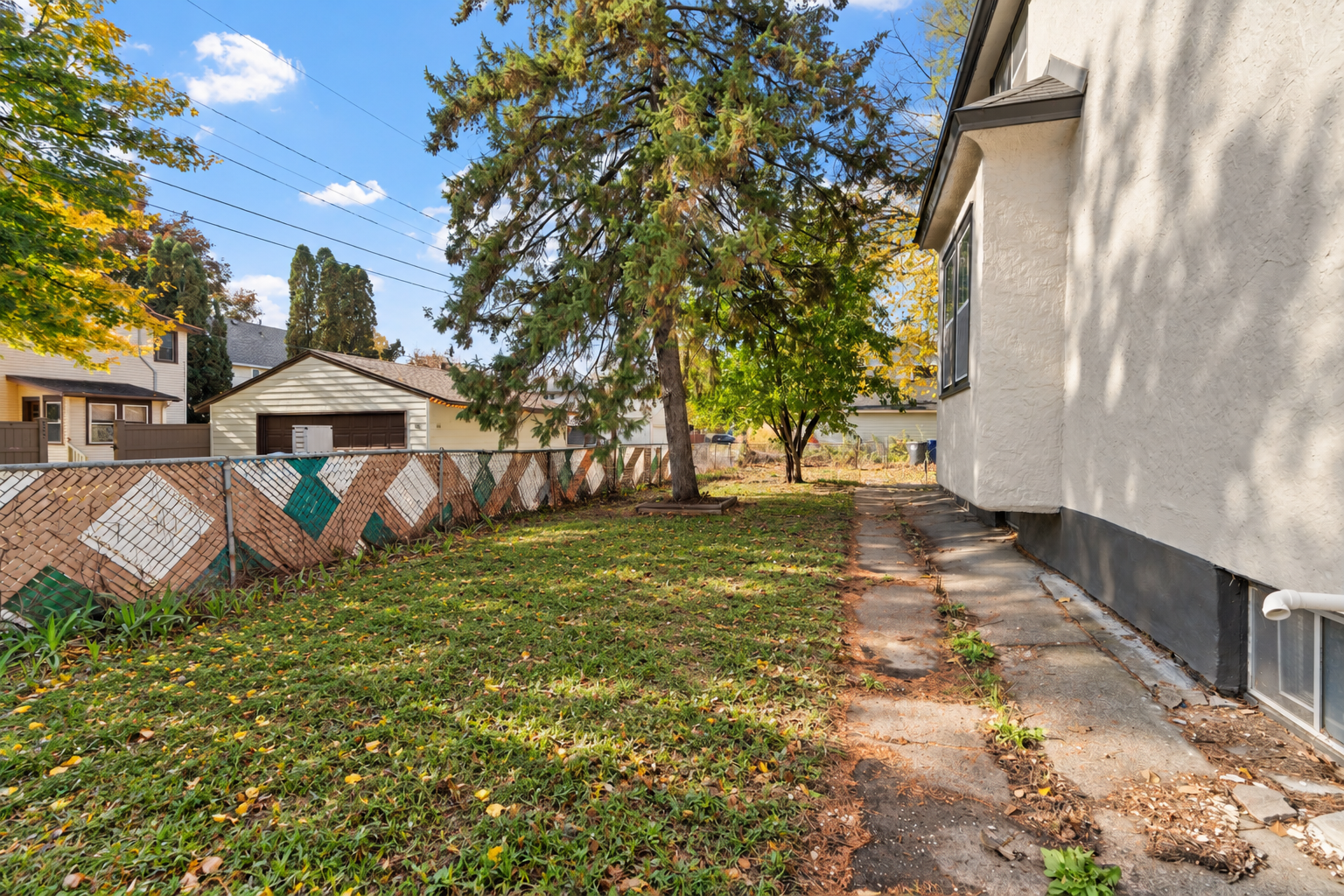 View of Residential at 339 Webster Street, Saint Paul MN 55102, Saint Paul (31 of 39) - Mike Wilen | Minnesota Team Real Estate