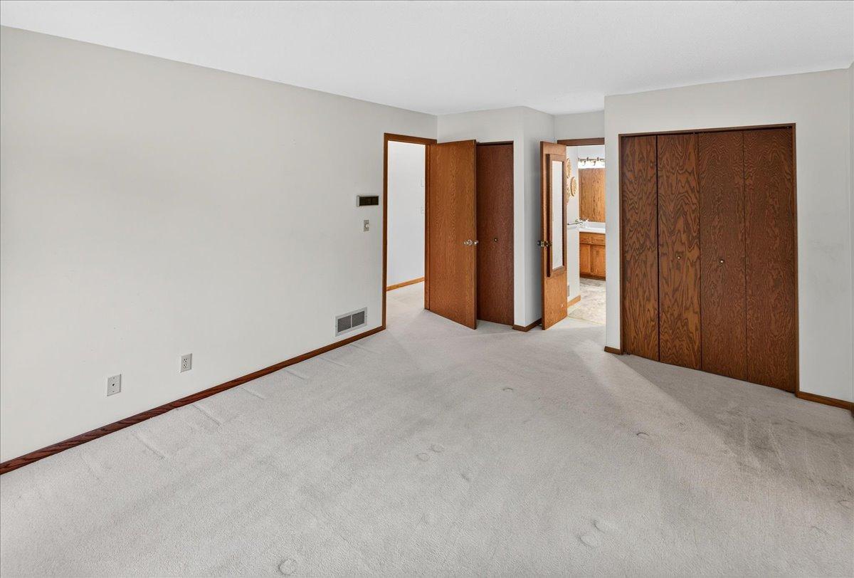 View of Residential at 2305 115th Street, Burnsville MN 55337, Burnsville (22 of 34) - Mike Wilen | Minnesota Team Real Estate