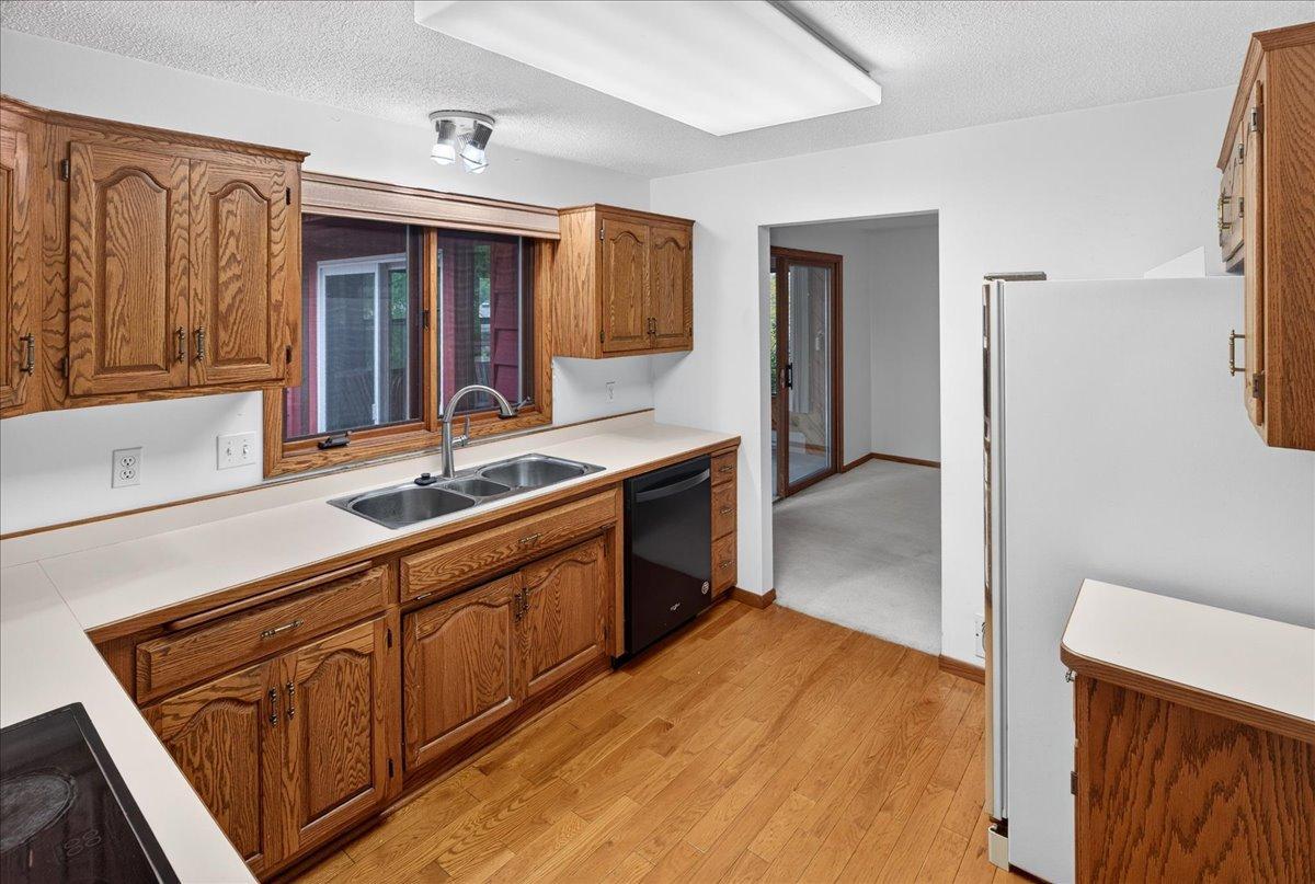 View of Residential at 2305 115th Street, Burnsville MN 55337, Burnsville (17 of 34) - Mike Wilen | Minnesota Team Real Estate