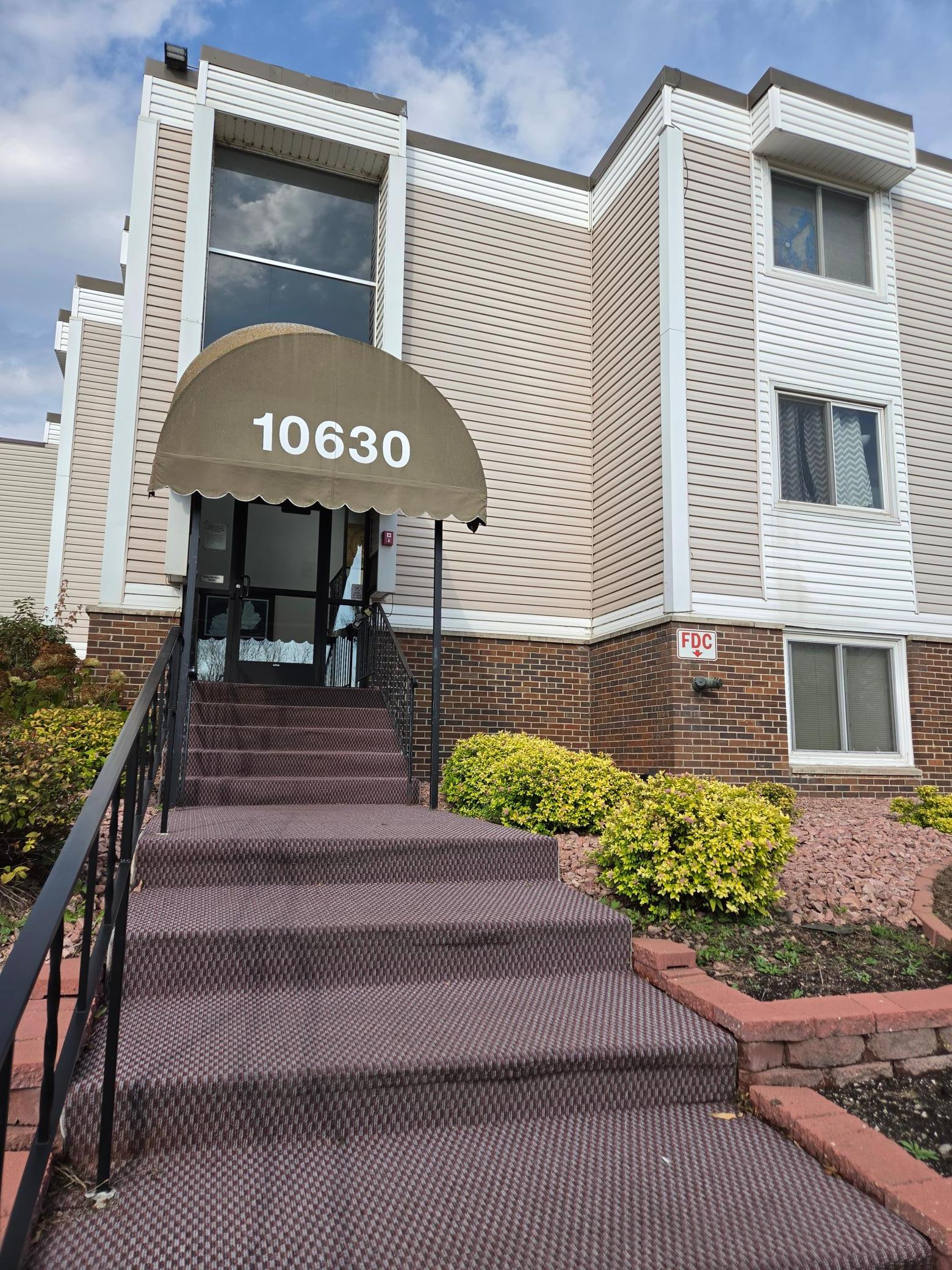 View of Residential at 10630 Rockford Road #110, Plymouth MN 55442, Plymouth (43 of 43) - Mike Wilen | Minnesota Team Real Estate