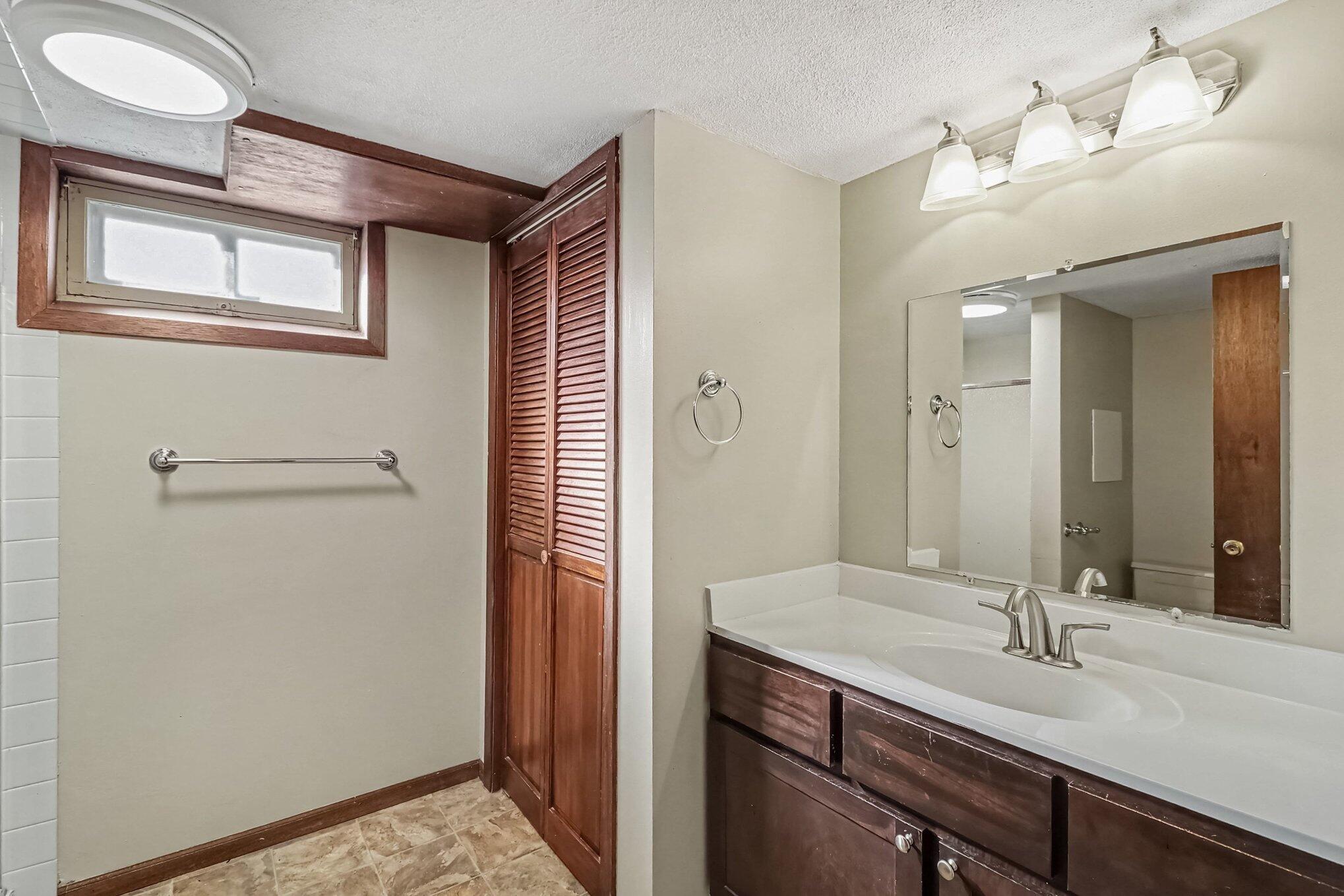 View of Residential at 3106 64th Avenue, Brooklyn Center MN 55429, Brooklyn Center (17 of 24) - Mike Wilen | Minnesota Team Real Estate