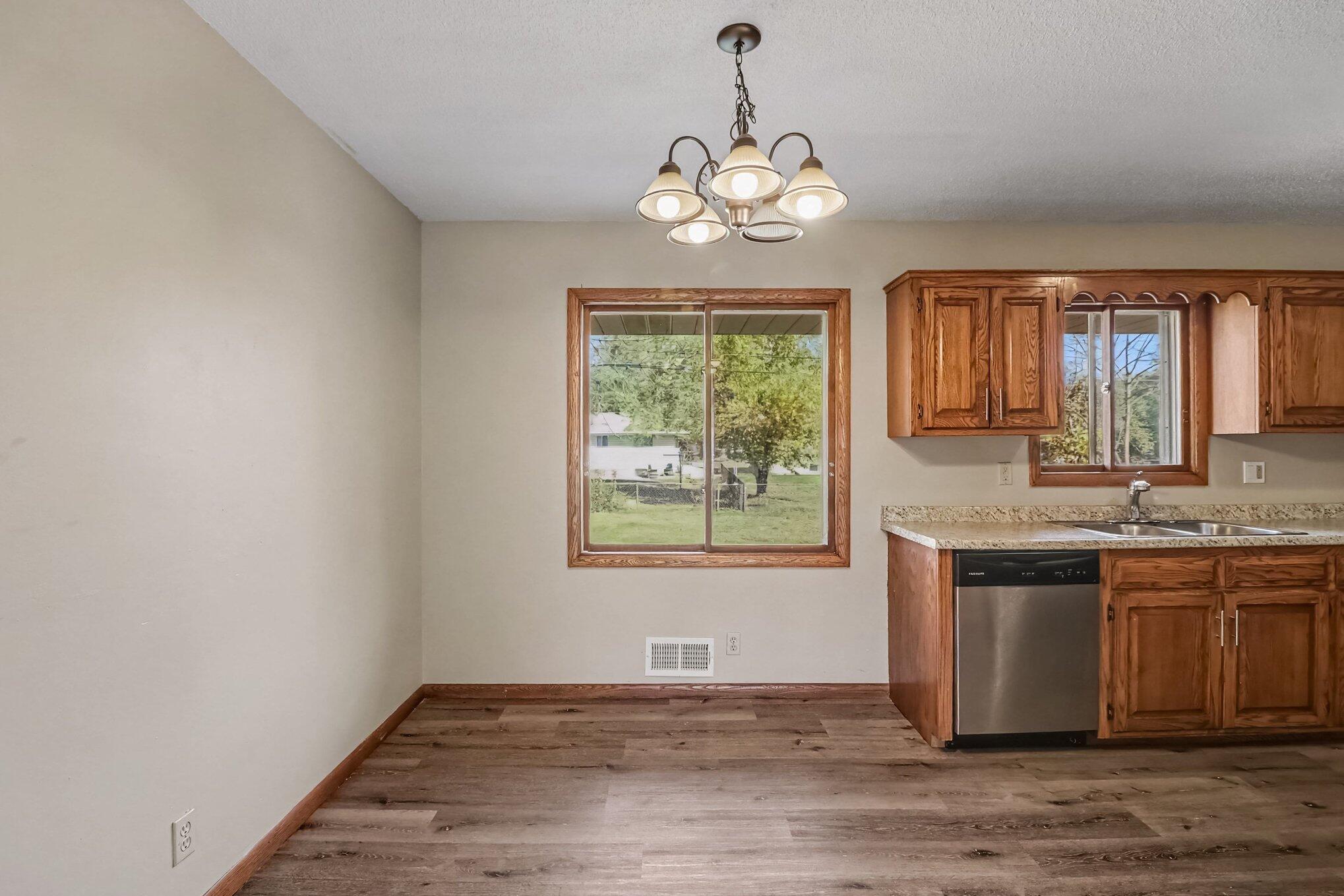 View of Residential at 3106 64th Avenue, Brooklyn Center MN 55429, Brooklyn Center (9 of 24) - Mike Wilen | Minnesota Team Real Estate