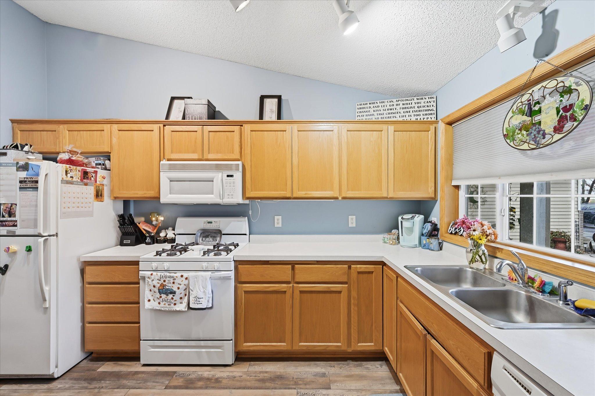 View of Residential at 10115 Karston Cove, Albertville MN 55301, Albertville (3 of 18) - Mike Wilen | Minnesota Team Real Estate