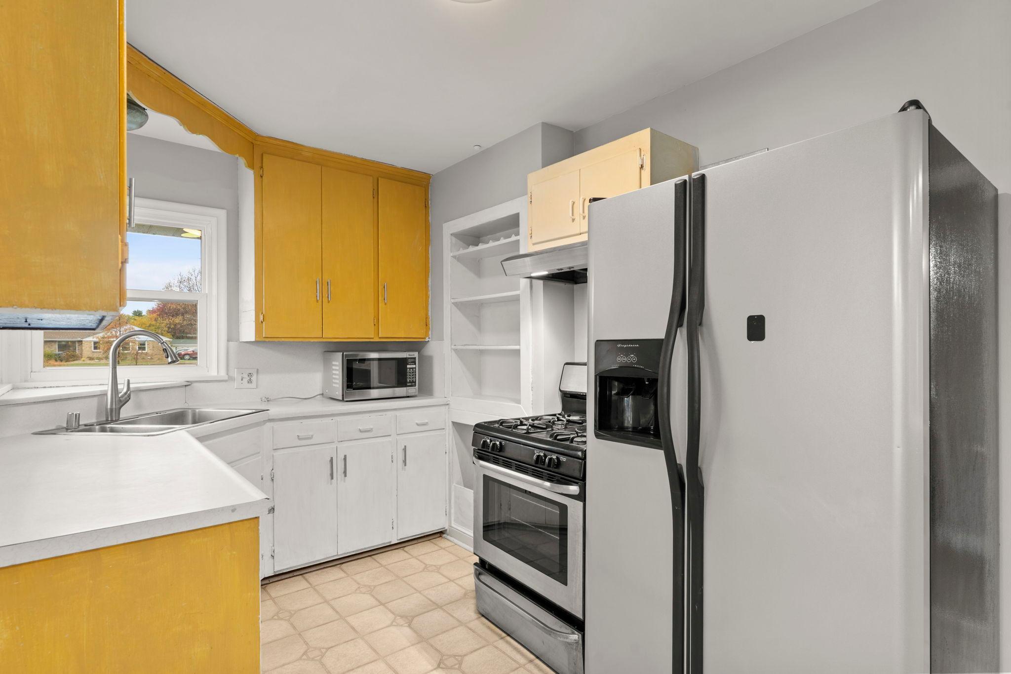 View of Residential at 3715 Rhode Island Avenue, Saint Louis Park MN 55426, Saint Louis Park (5 of 25) - Mike Wilen | Minnesota Team Real Estate