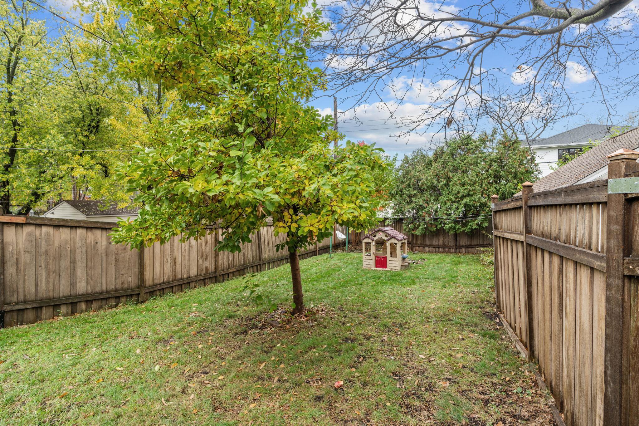 View of Residential at 3316 Zarthan Avenue, Saint Louis Park MN 55416, Saint Louis Park (24 of 27) - Mike Wilen | Minnesota Team Real Estate