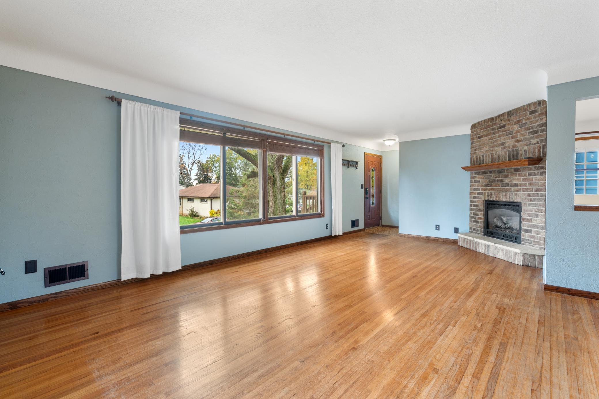 View of Residential at 1900 2nd Street, South Saint Paul MN 55075, South Saint Paul (8 of 31) - Mike Wilen | Minnesota Team Real Estate