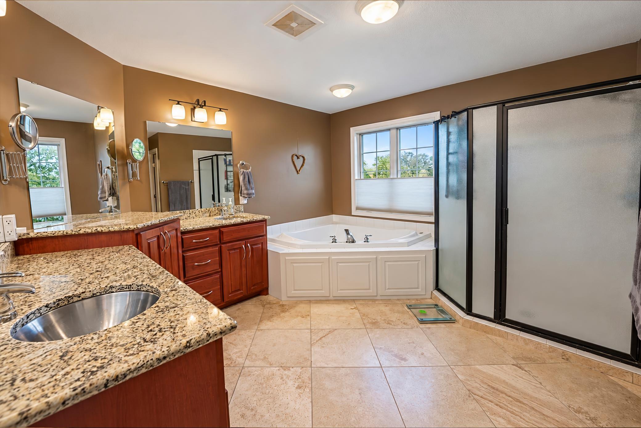 View of Residential at 6228 Oxford Road, Shakopee MN 55379, Shakopee (19 of 48) - Mike Wilen | Minnesota Team Real Estate