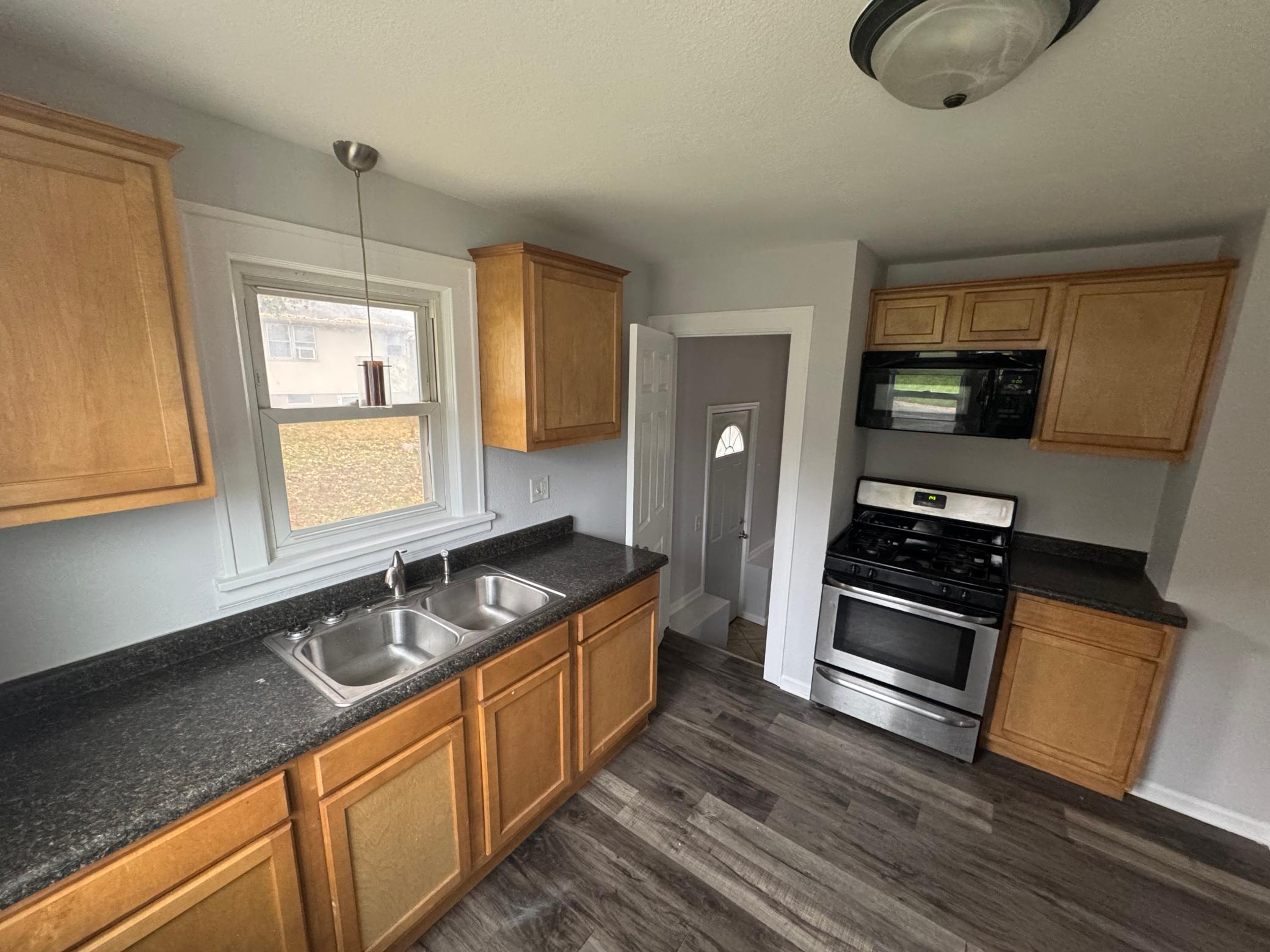 View of Residential Income at 851 8th Avenue, South Saint Paul MN 55075, South Saint Paul (3 of 28) - Mike Wilen | Minnesota Team Real Estate