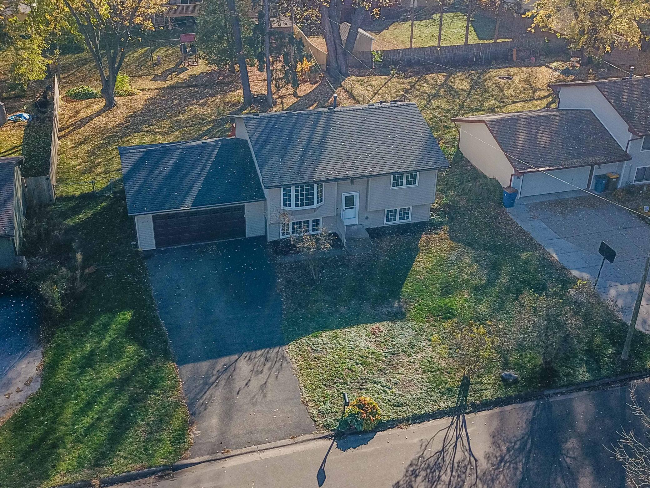 View of Residential at 1800 Webber Street, White Bear Lake MN 55110, White Bear Lake (8 of 36) - Mike Wilen | Minnesota Team Real Estate