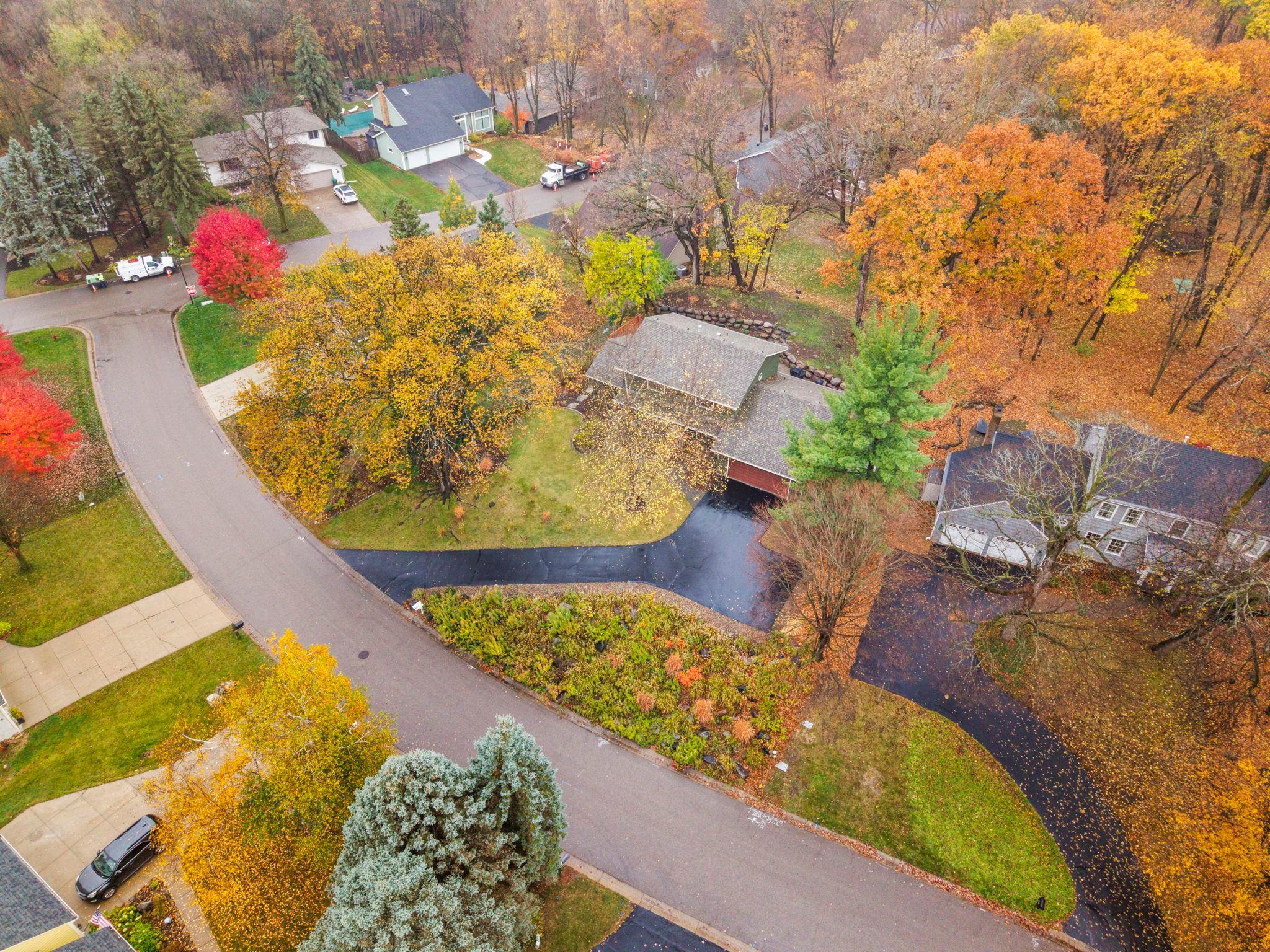 View of Residential at 6800 Brule Circle, Chanhassen MN 55317, Chanhassen (49 of 53) - Mike Wilen | Minnesota Team Real Estate