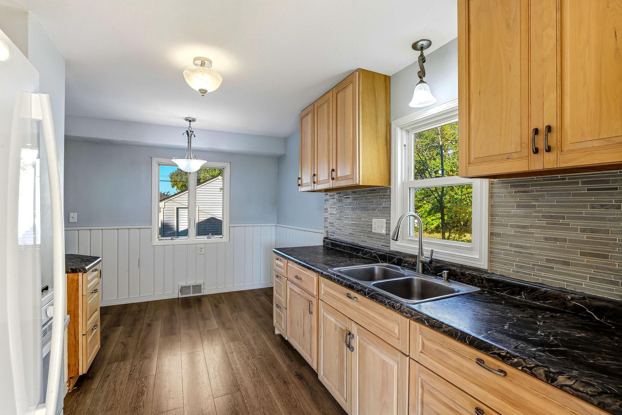 View of Residential at 1629 Hazel Street, Saint Paul MN 55119, Saint Paul (7 of 27) - Mike Wilen | Minnesota Team Real Estate