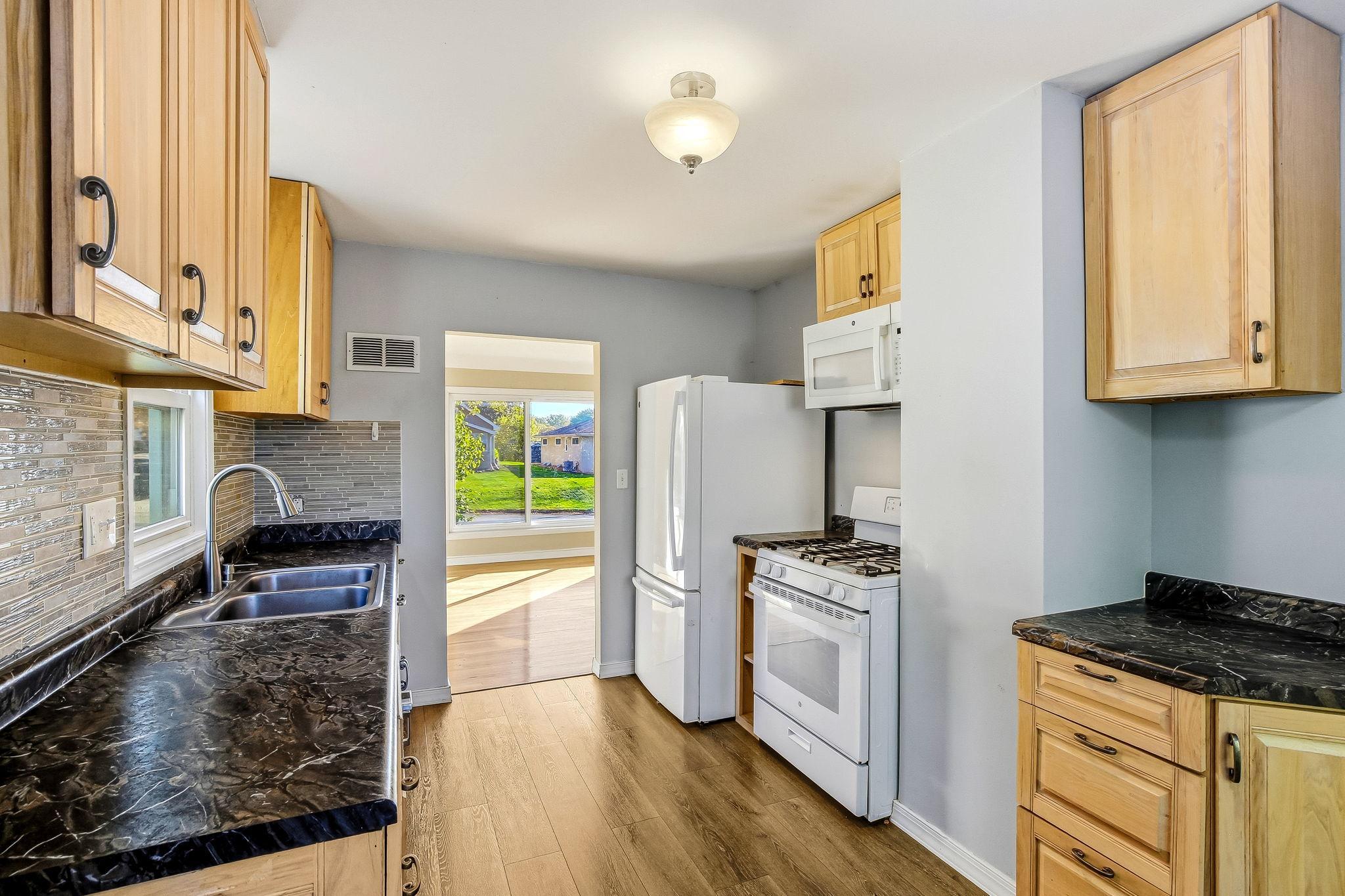 View of Residential at 1629 Hazel Street, Saint Paul MN 55119, Saint Paul (8 of 27) - Mike Wilen | Minnesota Team Real Estate
