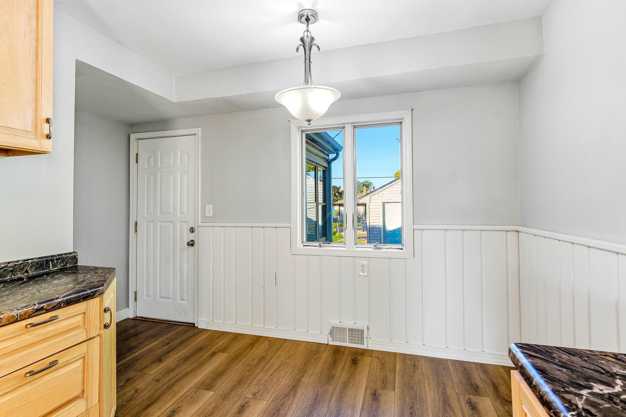 View of Residential at 1629 Hazel Street, Saint Paul MN 55119, Saint Paul (10 of 27) - Mike Wilen | Minnesota Team Real Estate