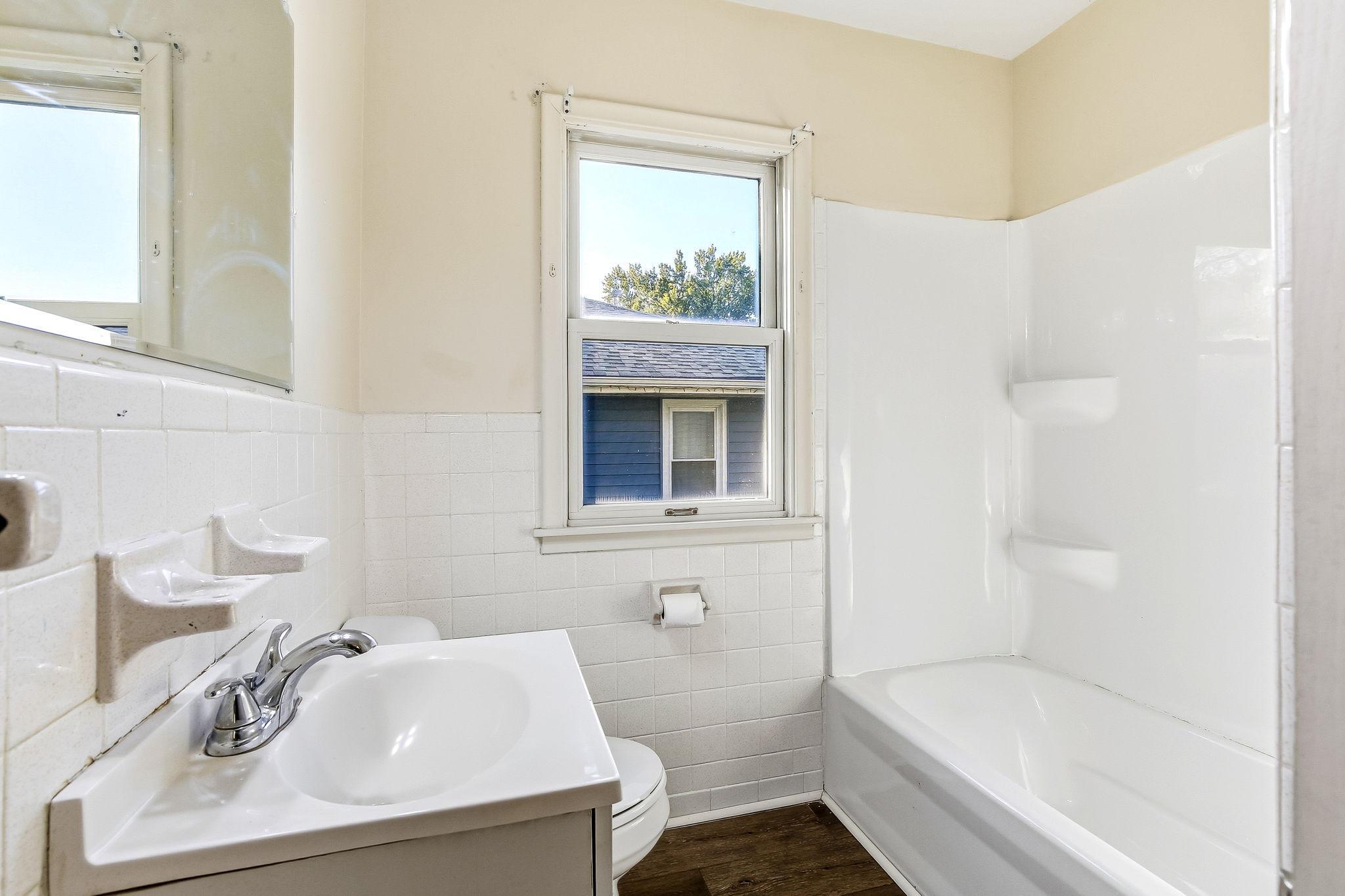 View of Residential at 1629 Hazel Street, Saint Paul MN 55119, Saint Paul (16 of 27) - Mike Wilen | Minnesota Team Real Estate