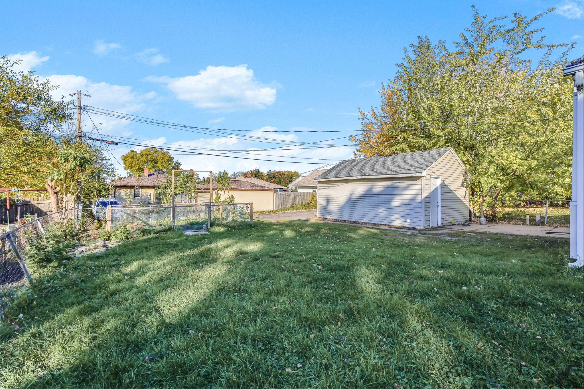 View of Residential at 1629 Hazel Street, Saint Paul MN 55119, Saint Paul (23 of 27) - Mike Wilen | Minnesota Team Real Estate
