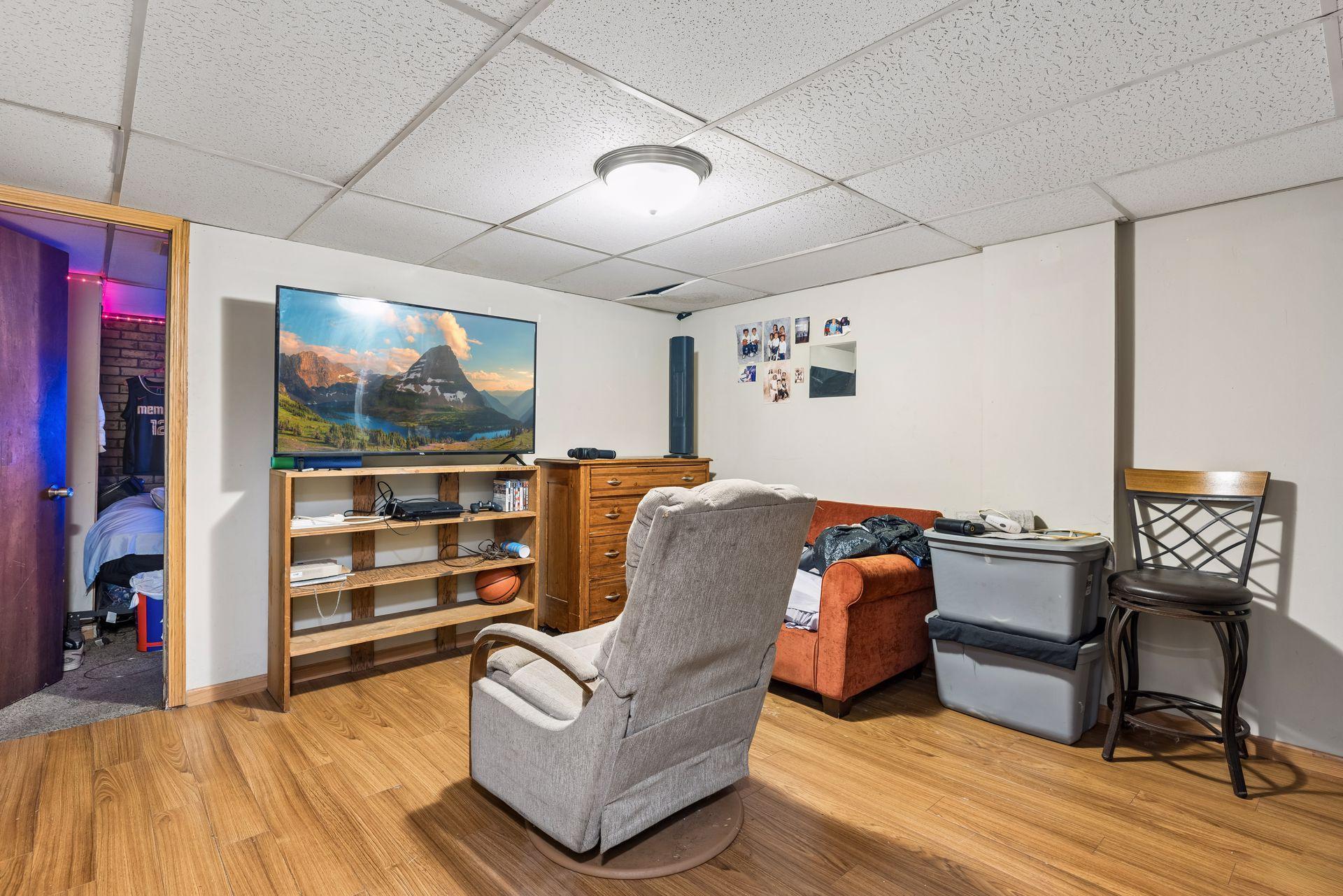 View of Residential at 613 Fillmore Street, Minneapolis MN 55413, Minneapolis (13 of 43) - Mike Wilen | Minnesota Team Real Estate