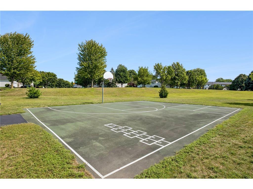 View of Residential at 1016 Lilac Court, Shakopee MN 55379, Shakopee (43 of 44) - Mike Wilen | Minnesota Team Real Estate