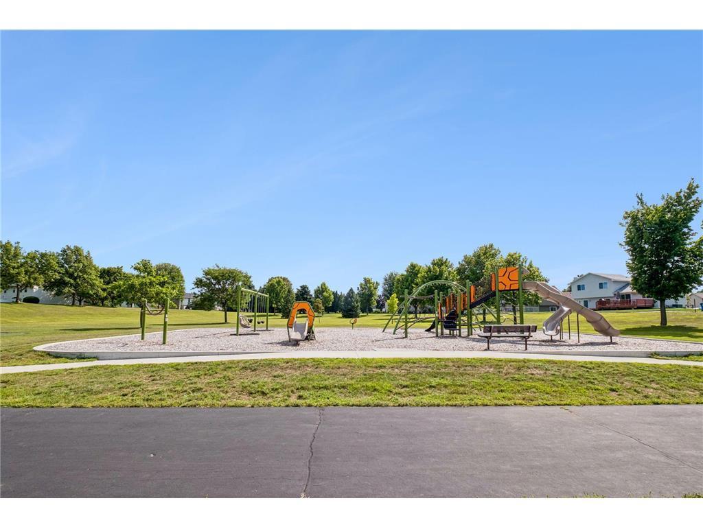 View of Residential at 1016 Lilac Court, Shakopee MN 55379, Shakopee (41 of 44) - Mike Wilen | Minnesota Team Real Estate