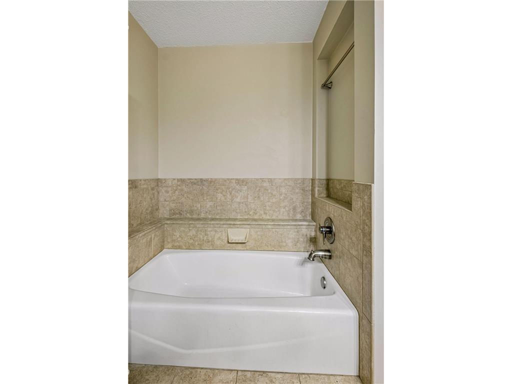 View of Residential at 1016 Lilac Court, Shakopee MN 55379, Shakopee (22 of 44) - Mike Wilen | Minnesota Team Real Estate