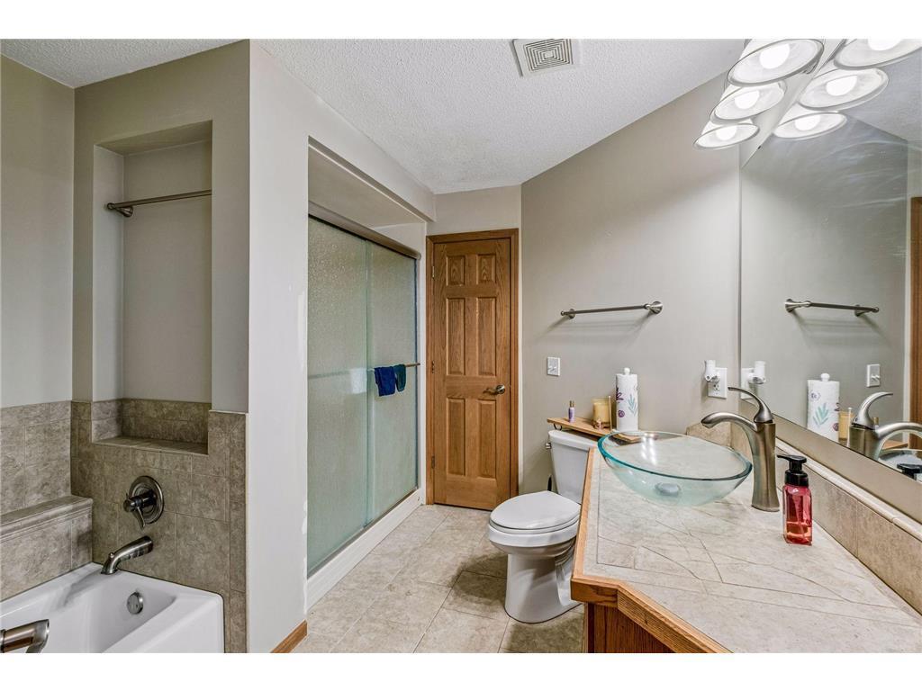 View of Residential at 1016 Lilac Court, Shakopee MN 55379, Shakopee (21 of 44) - Mike Wilen | Minnesota Team Real Estate