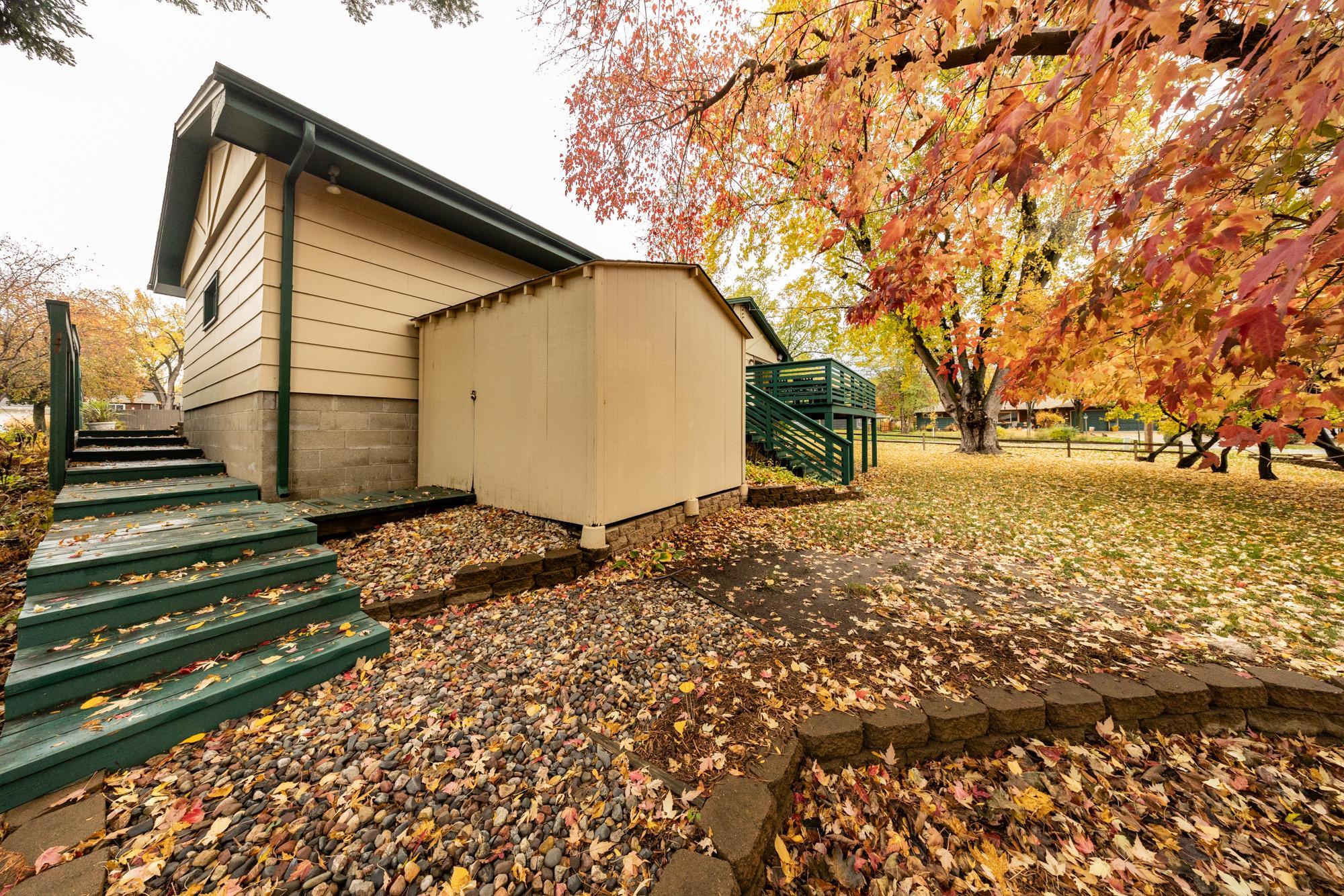View of Residential at 2420 106th Street, Bloomington MN 55431, Bloomington (26 of 31) - Mike Wilen | Minnesota Team Real Estate