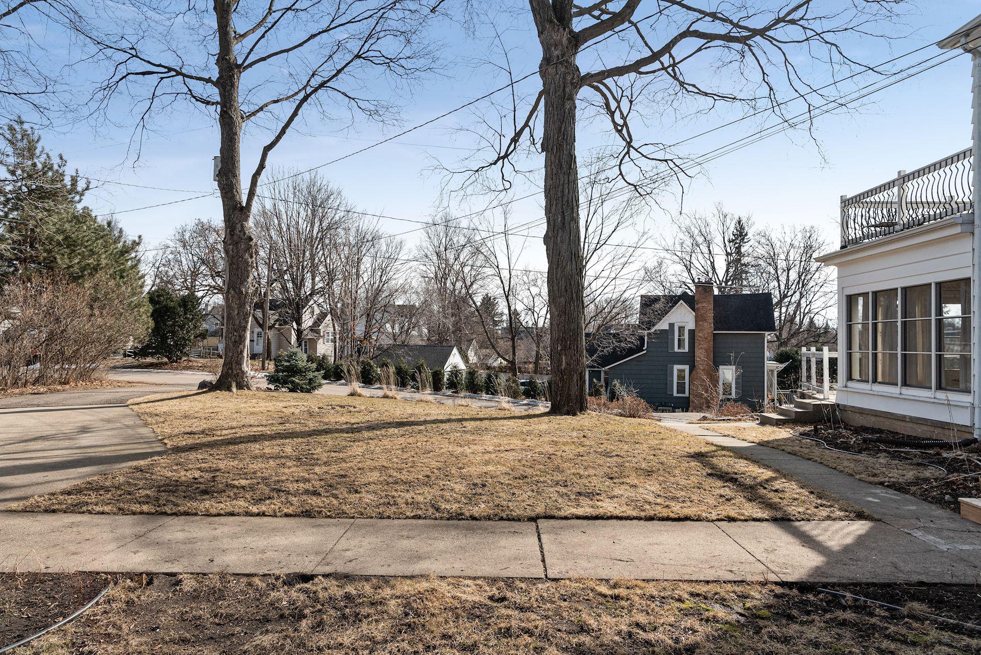 View of Residential at 306 Barry Avenue, Wayzata MN 55391, Wayzata (36 of 37) - Mike Wilen | Minnesota Team Real Estate