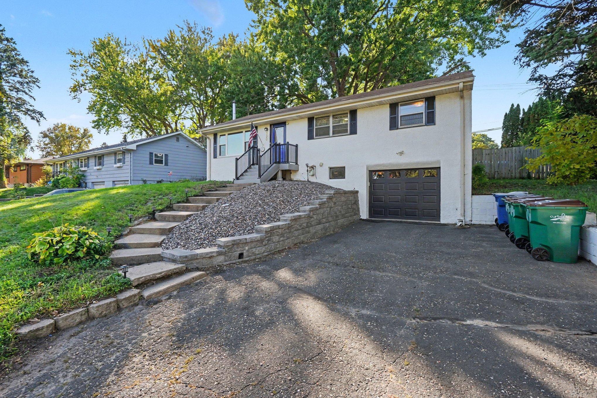 View of Residential at 950 22nd Avenue, New Brighton MN 55112, New Brighton (27 of 29) - Mike Wilen | Minnesota Team Real Estate