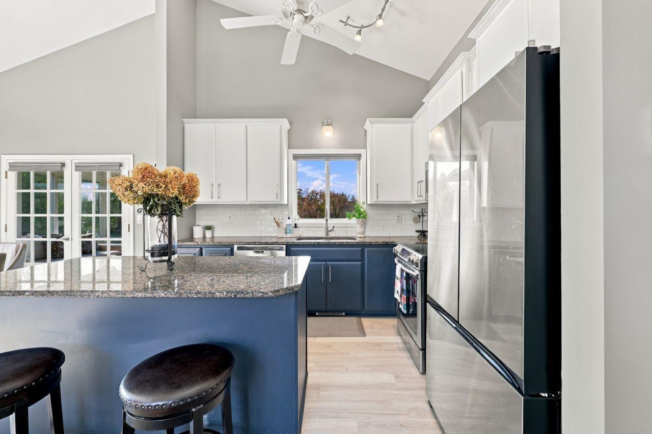 View of Residential at 8942 Preserve Boulevard, Eden Prairie MN 55347, Eden Prairie (11 of 65) - Mike Wilen | Minnesota Team Real Estate