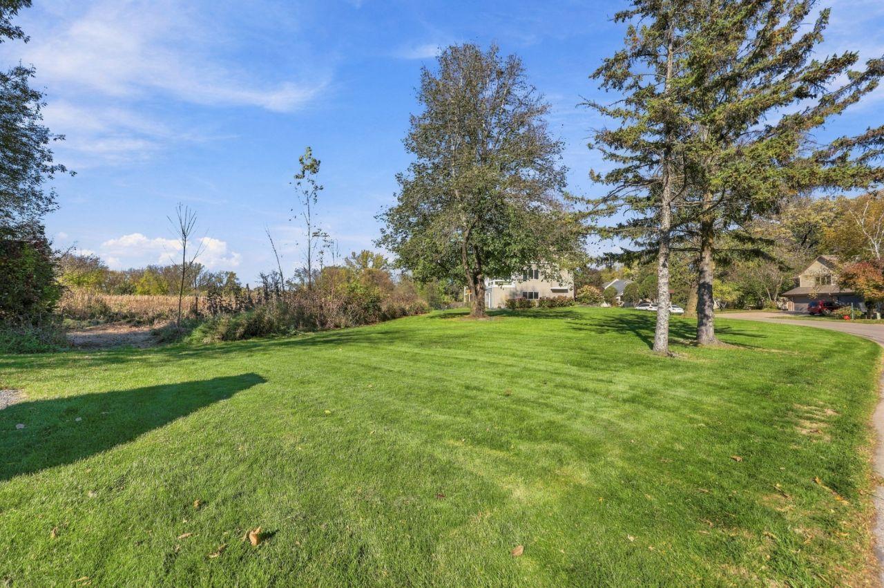 View of Residential at 8942 Preserve Boulevard, Eden Prairie MN 55347, Eden Prairie (49 of 65) - Mike Wilen | Minnesota Team Real Estate