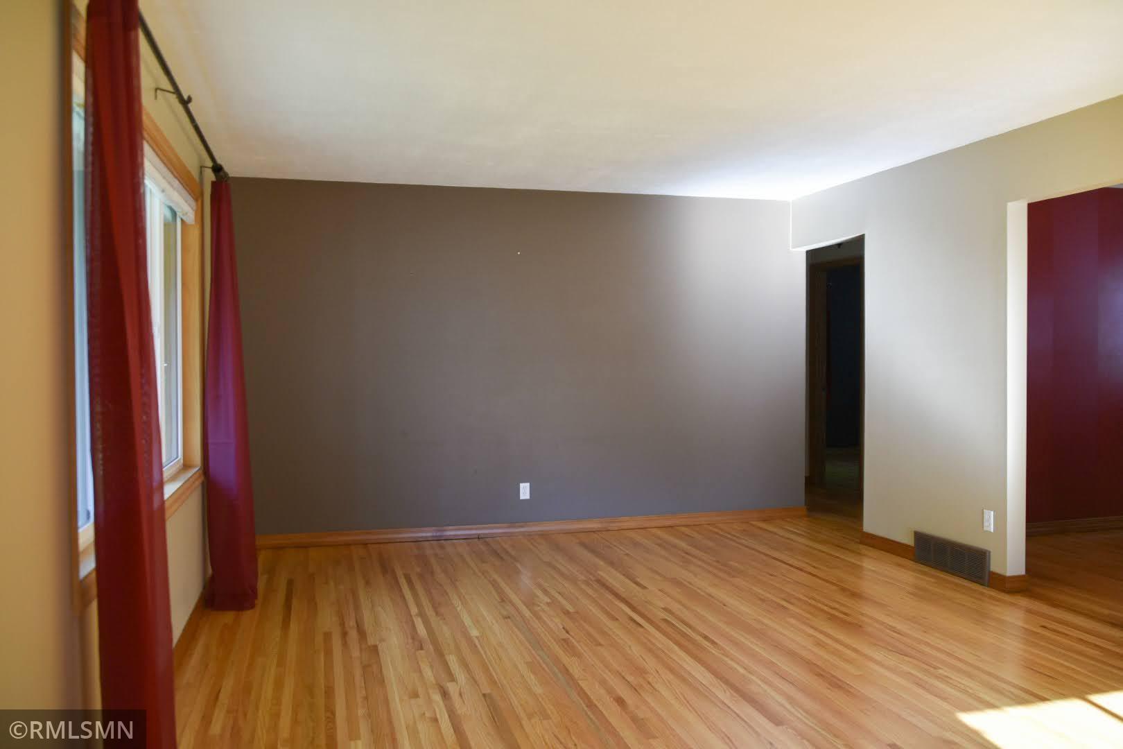 View of Residential at 6712 26th Street, Saint Louis Park MN 55426, Saint Louis Park (12 of 58) - Mike Wilen | Minnesota Team Real Estate