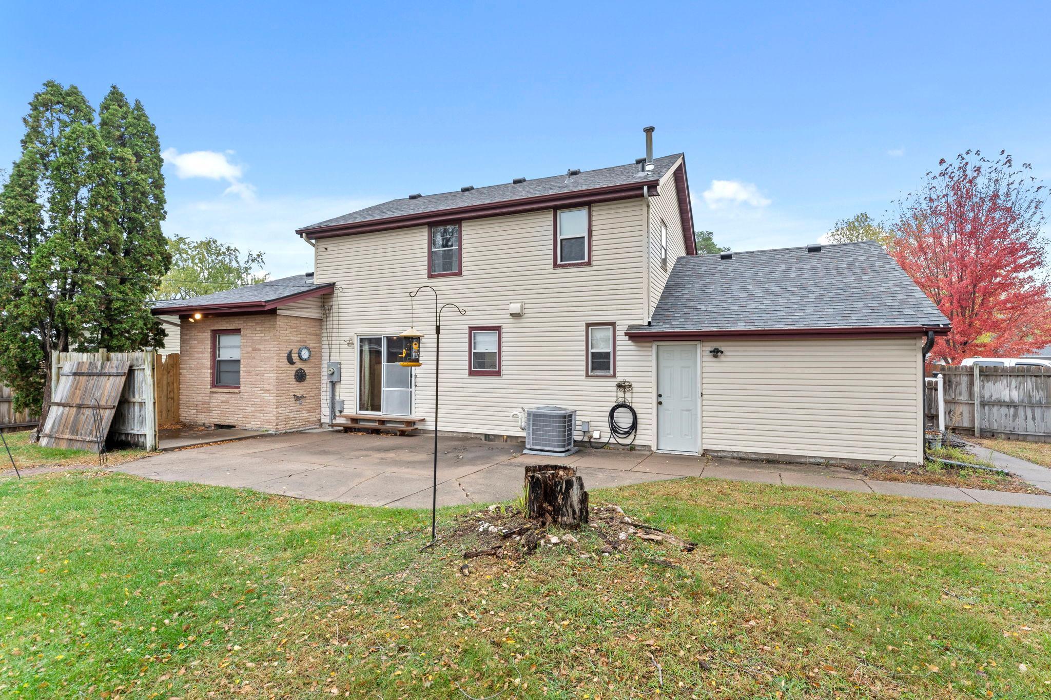View of Residential at 11950 Crocus Street, Coon Rapids MN 55433, Coon Rapids (30 of 38) - Mike Wilen | Minnesota Team Real Estate