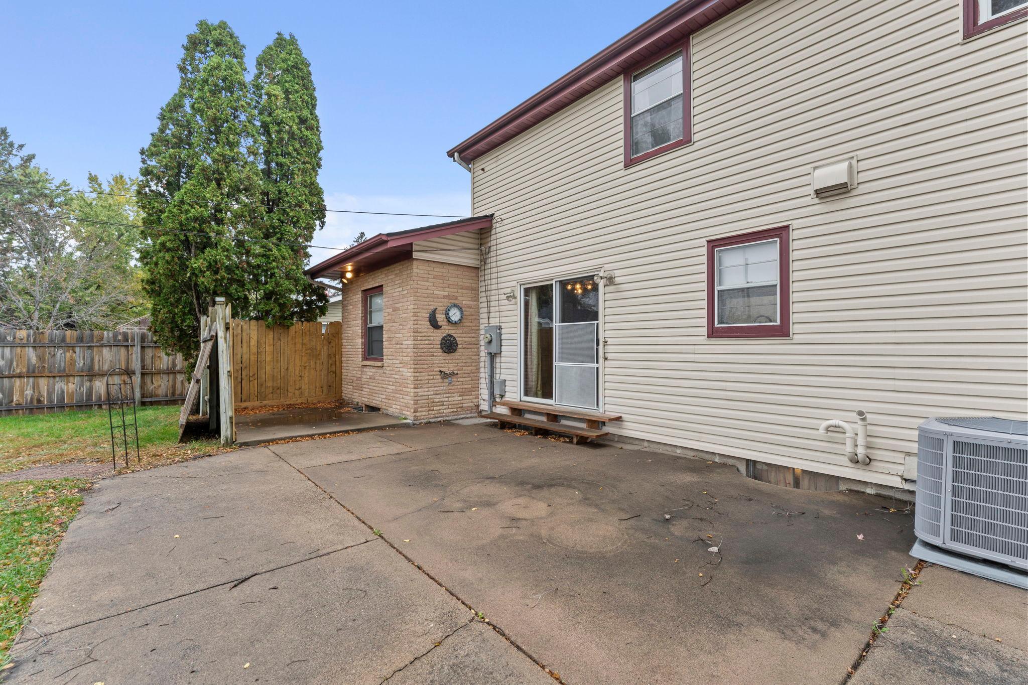 View of Residential at 11950 Crocus Street, Coon Rapids MN 55433, Coon Rapids (28 of 38) - Mike Wilen | Minnesota Team Real Estate