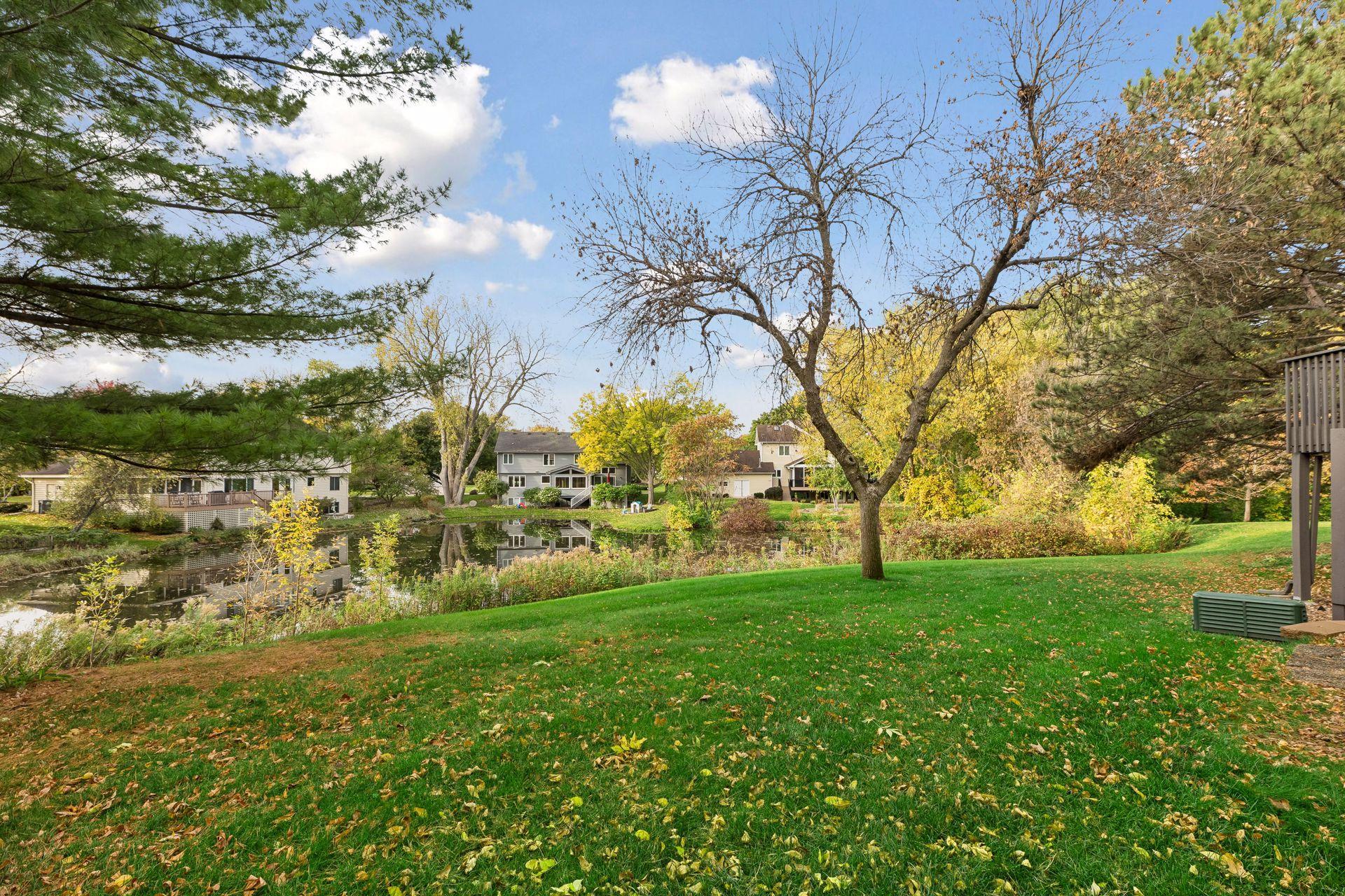 View of Residential at 8075 Timber Lake Drive, Eden Prairie MN 55347, Eden Prairie (17 of 28) - Mike Wilen | Minnesota Team Real Estate