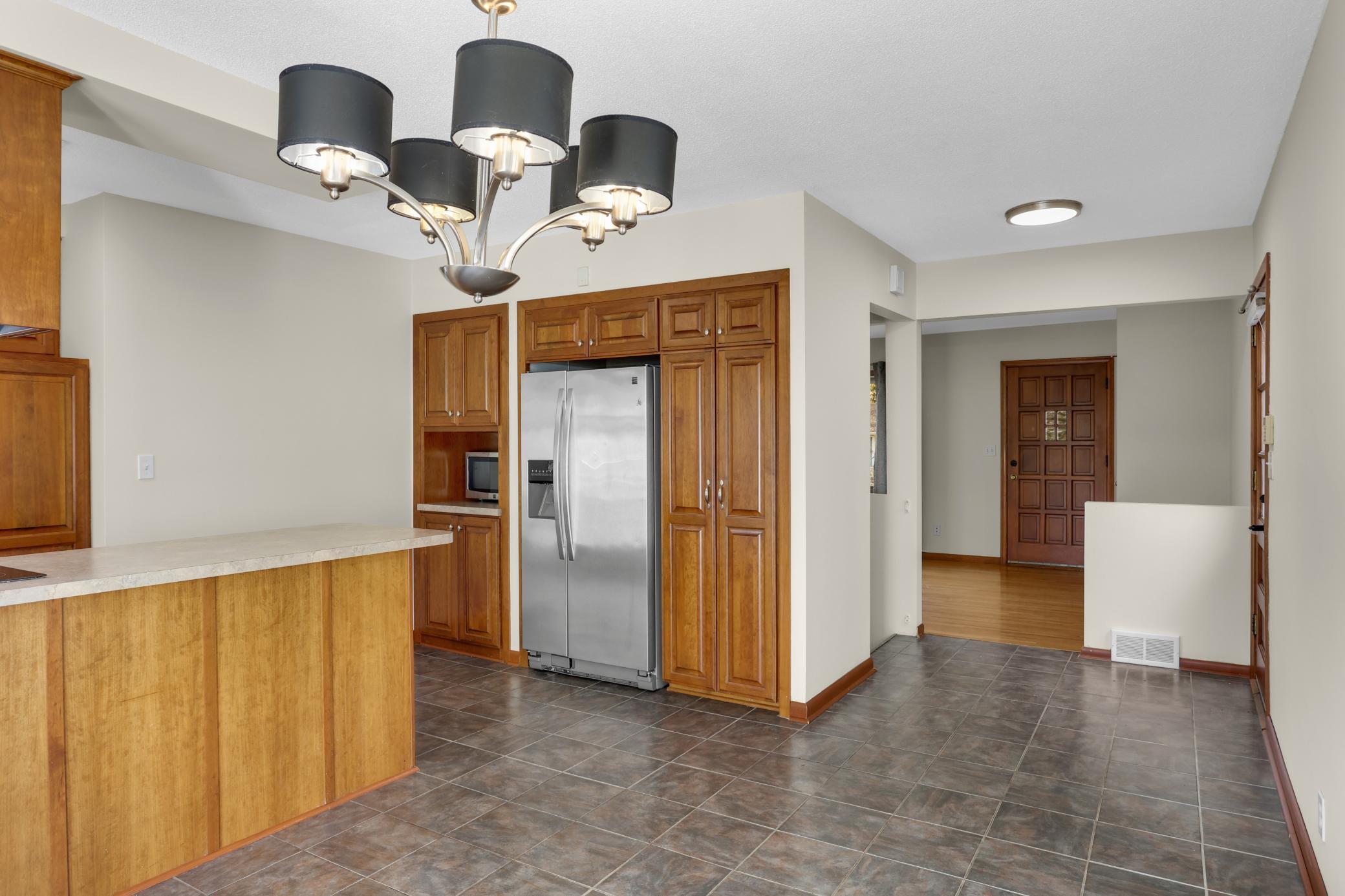 View of Residential at 8917 Morris Road, Bloomington MN 55437, Bloomington (9 of 29) - Mike Wilen | Minnesota Team Real Estate