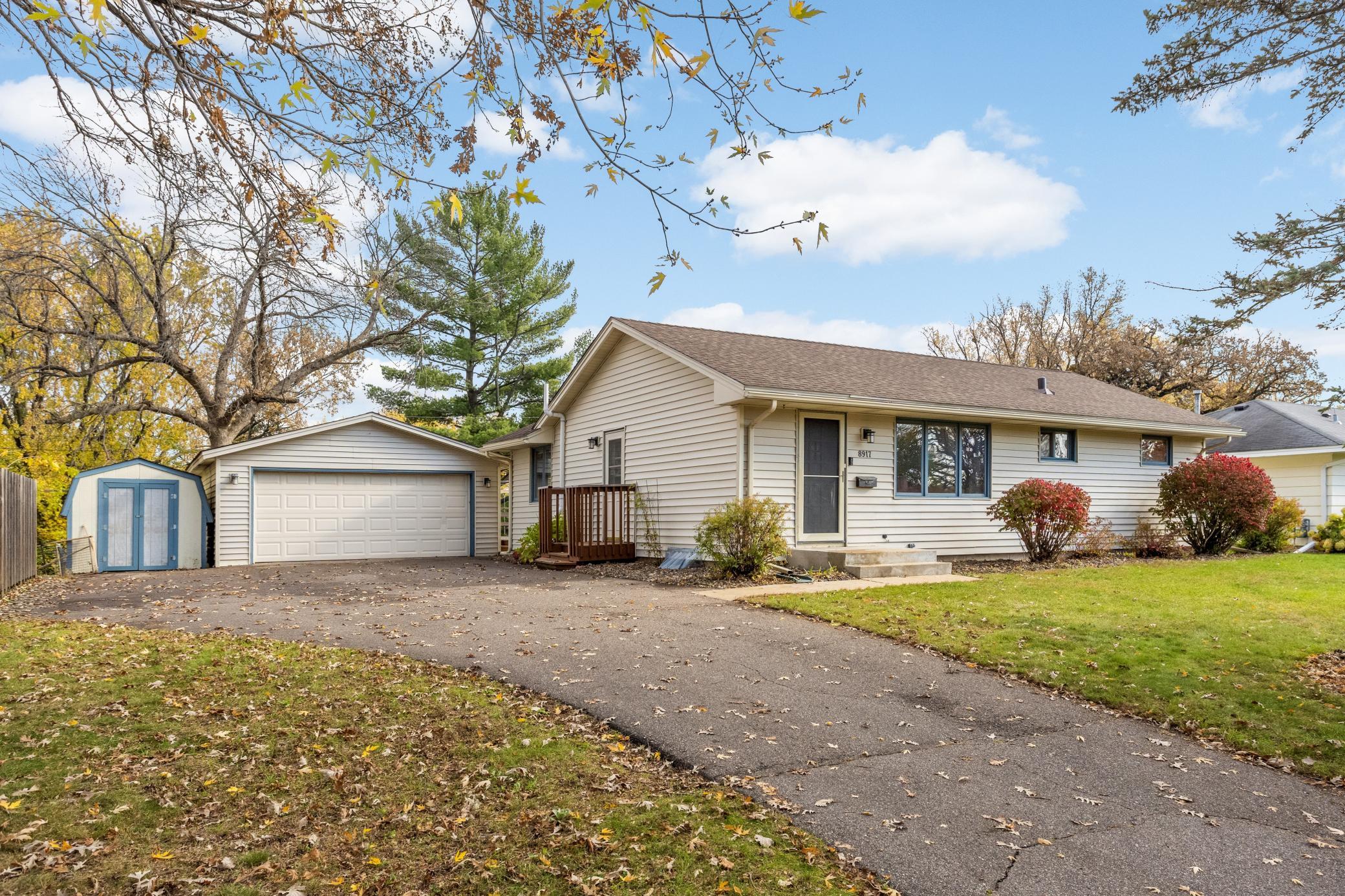 View of Residential at 8917 Morris Road, Bloomington MN 55437, Bloomington (23 of 29) - Mike Wilen | Minnesota Team Real Estate