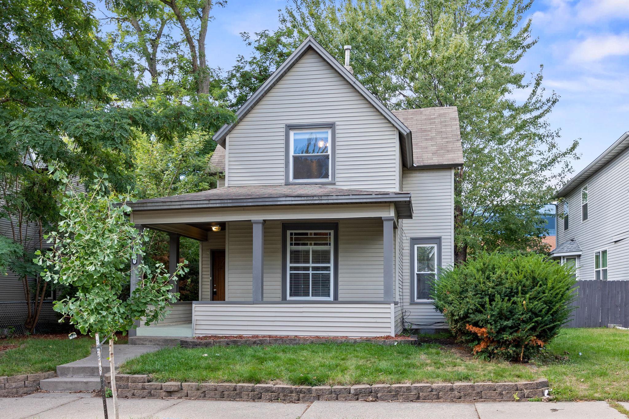 View of Single Family at 2927 Girard Avenue, Minneapolis - Mike Wilen | Minnesota Team Real Estate