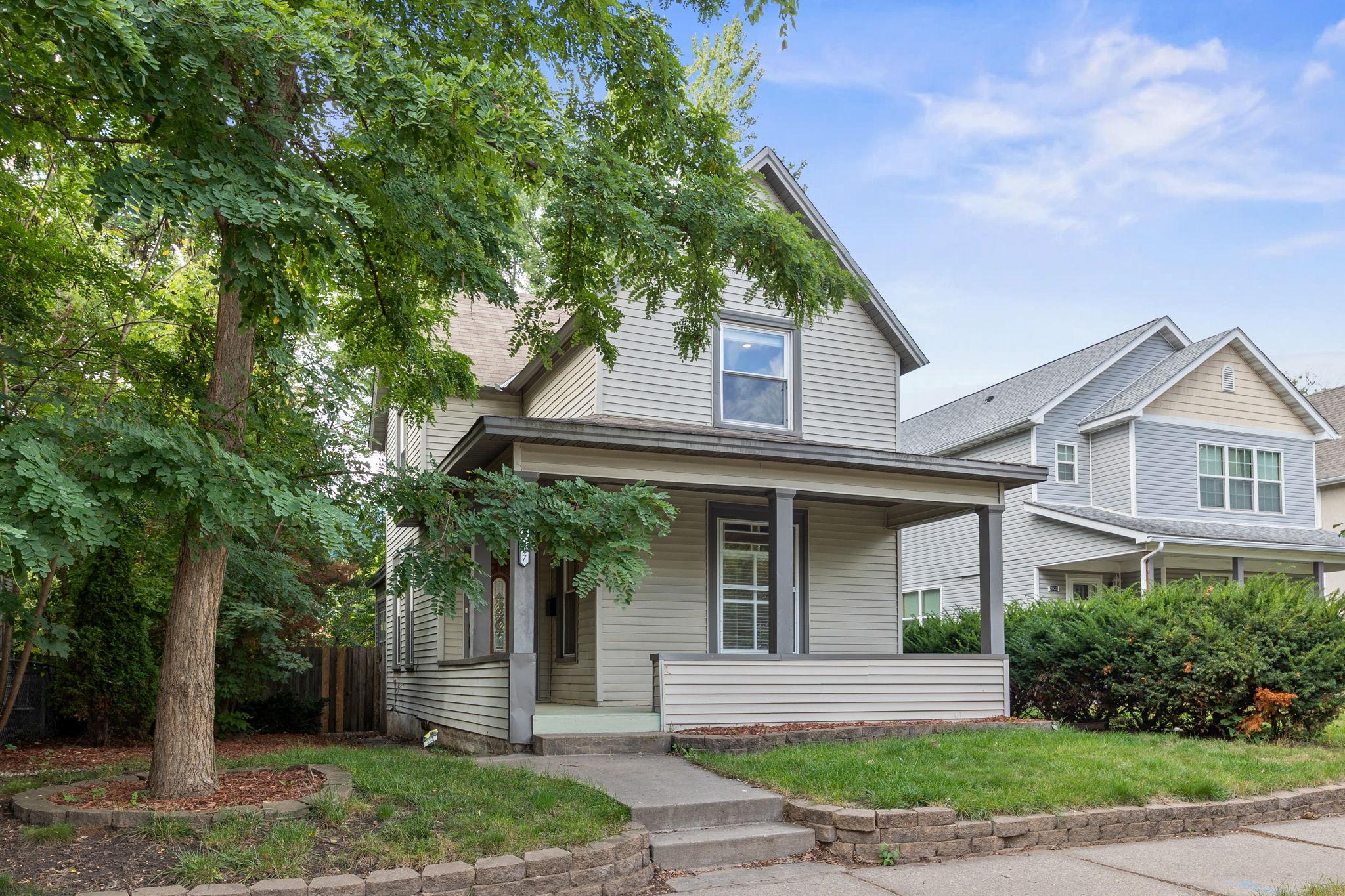 View of Residential at 2927 Girard Avenue, Minneapolis MN 55411, Minneapolis (2 of 25) - Mike Wilen | Minnesota Team Real Estate