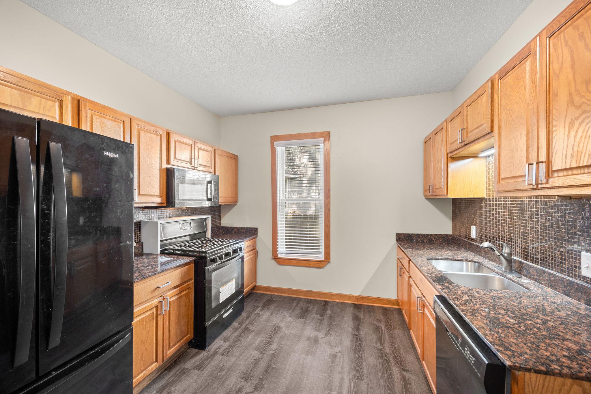 View of Residential at 2927 Girard Avenue, Minneapolis MN 55411, Minneapolis (13 of 25) - Mike Wilen | Minnesota Team Real Estate