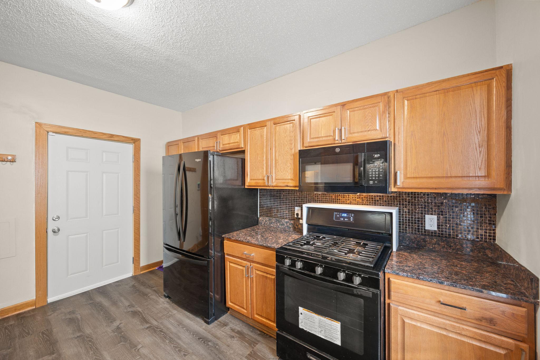 View of Residential at 2927 Girard Avenue, Minneapolis MN 55411, Minneapolis (15 of 25) - Mike Wilen | Minnesota Team Real Estate