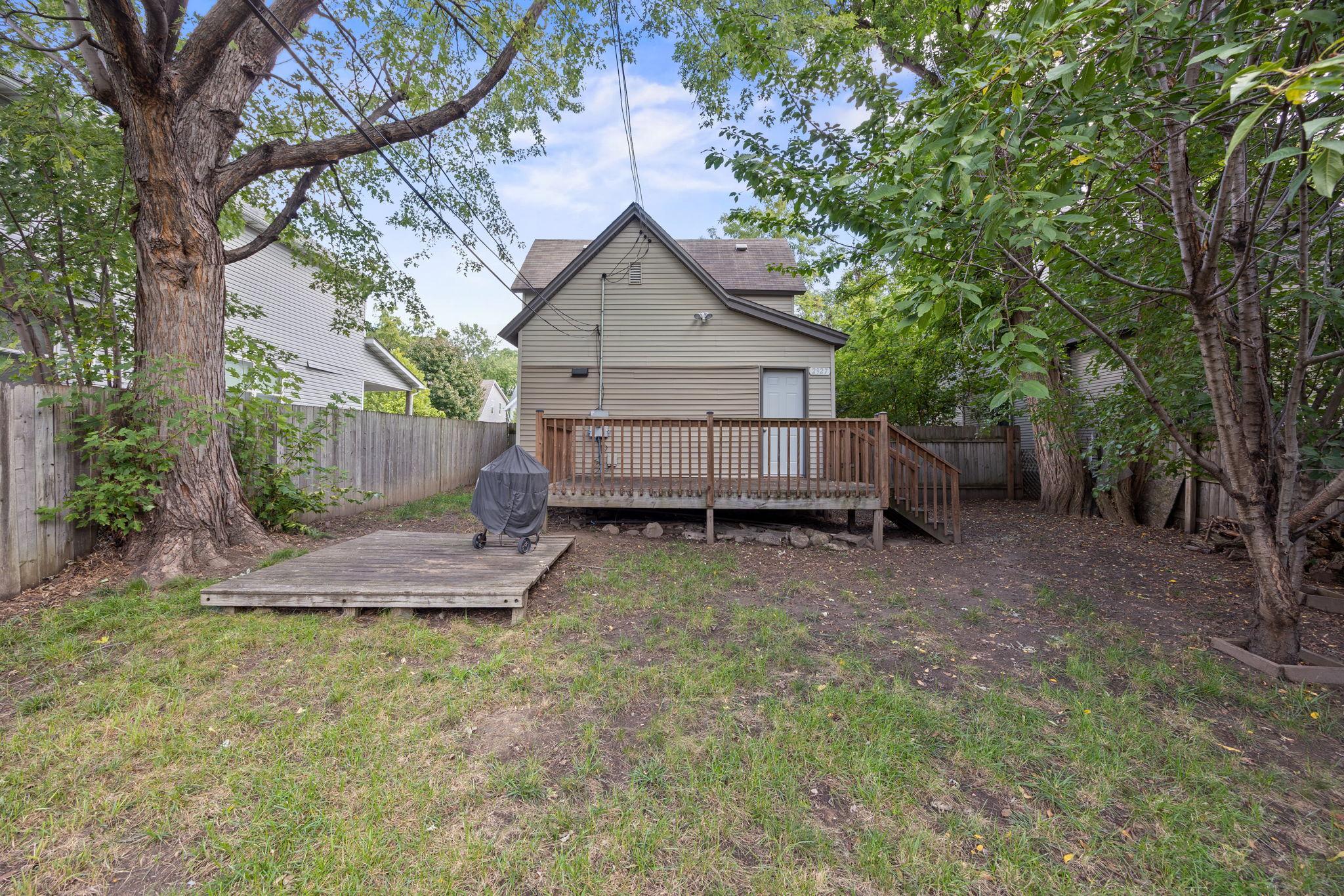View of Residential at 2927 Girard Avenue, Minneapolis MN 55411, Minneapolis (24 of 25) - Mike Wilen | Minnesota Team Real Estate