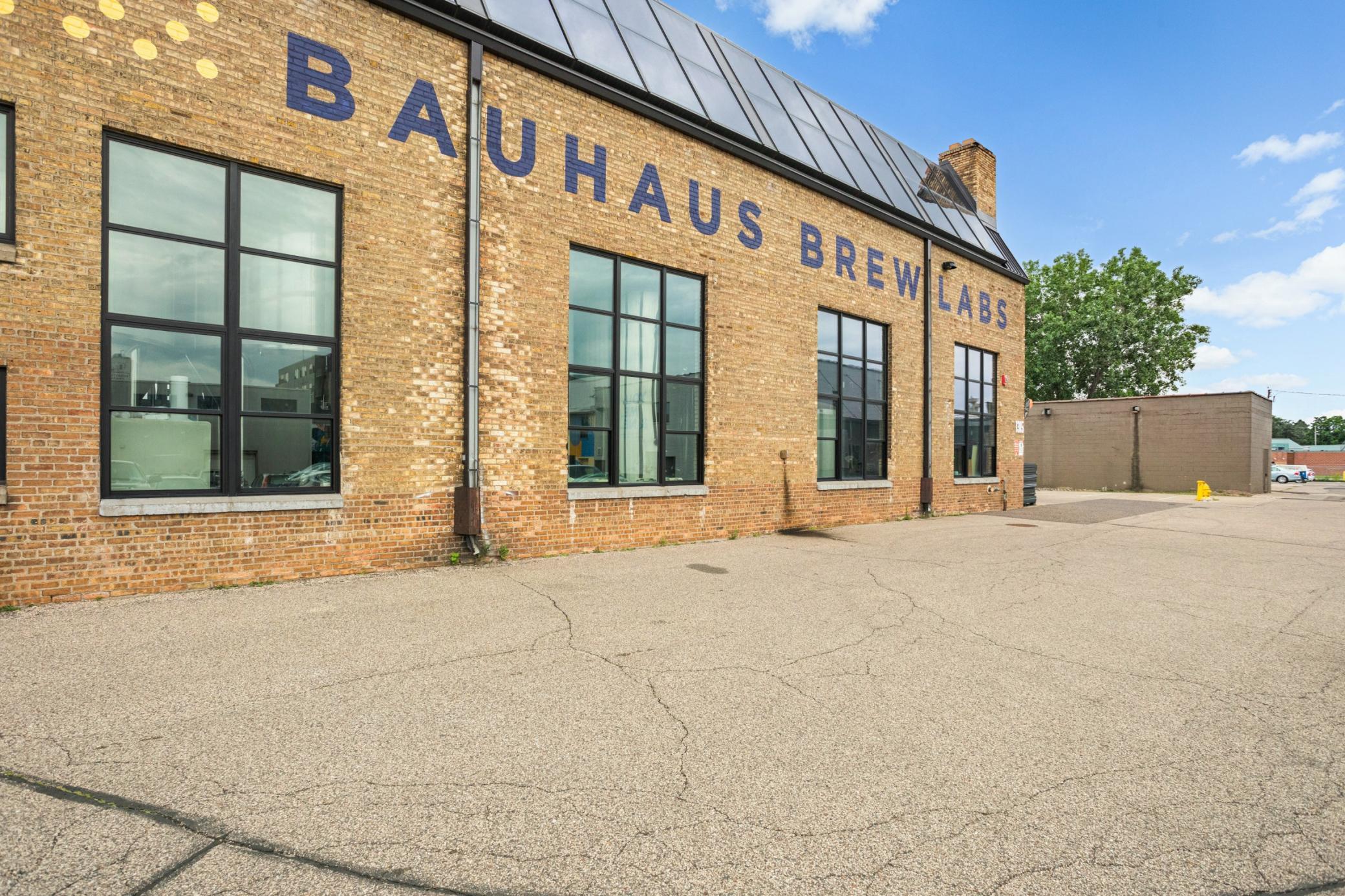 View of Residential at 639 Monroe Street, Minneapolis MN 55413, Minneapolis (25 of 29) - Mike Wilen | Minnesota Team Real Estate
