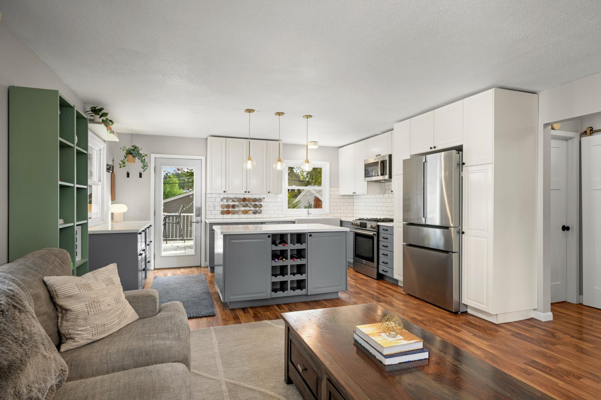 View of Residential at 639 Monroe Street, Minneapolis MN 55413, Minneapolis (6 of 29) - Mike Wilen | Minnesota Team Real Estate