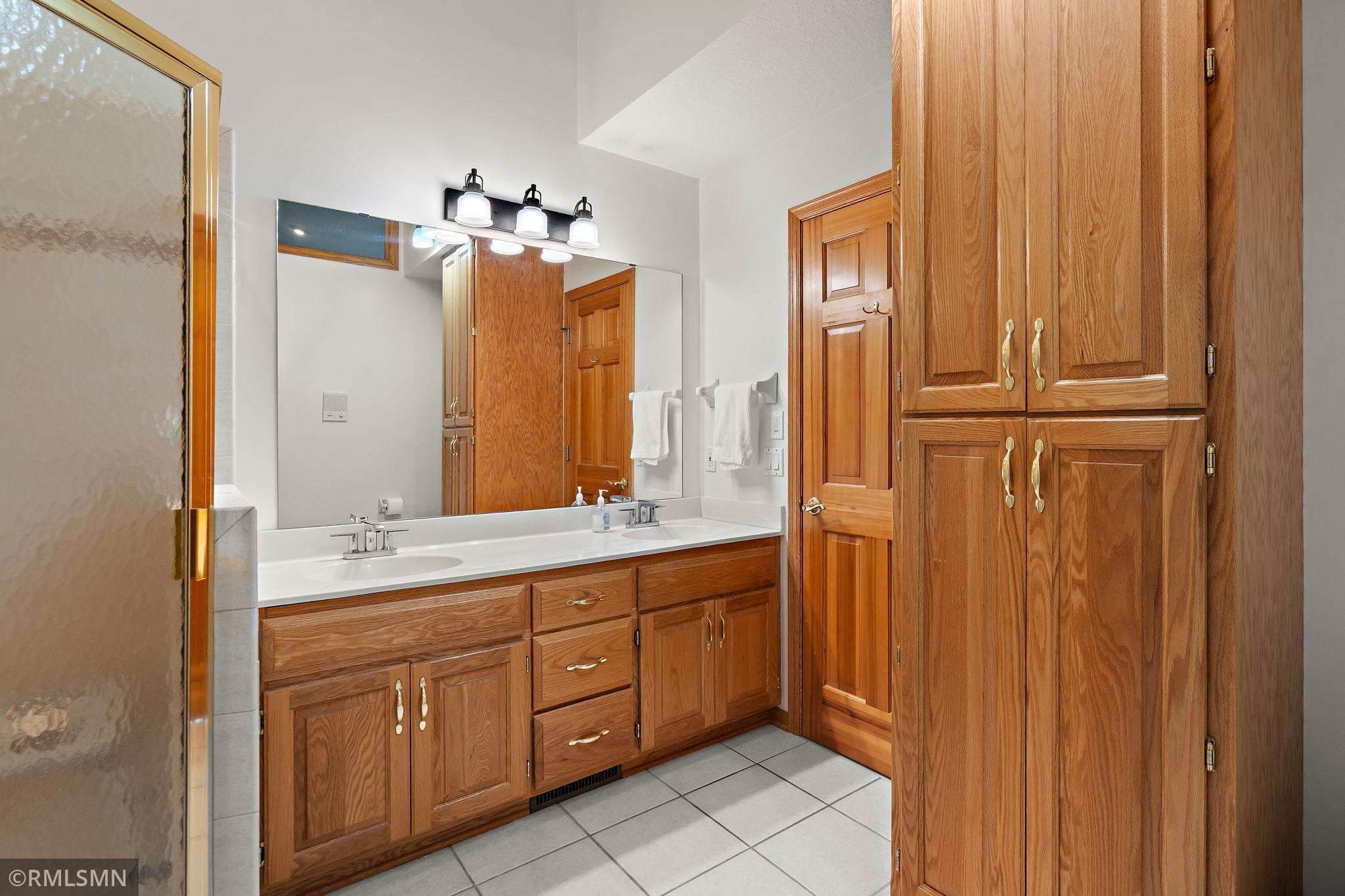 View of Residential at 4221 Bristol Run, Shoreview MN 55126, Shoreview (20 of 43) - Mike Wilen | Minnesota Team Real Estate