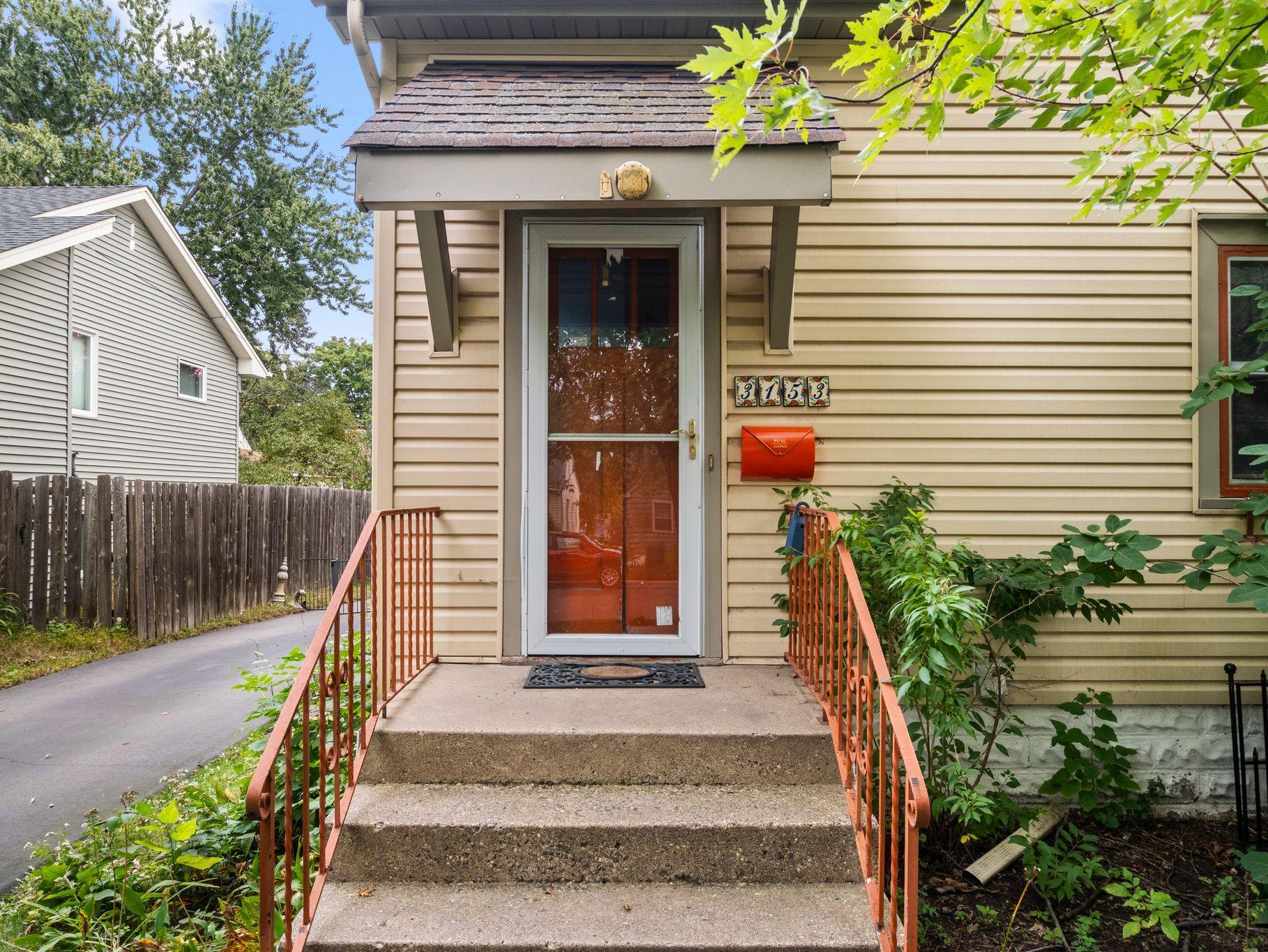 View of Residential at 3153 Maryland Avenue, Saint Louis Park MN 55426, Saint Louis Park (2 of 24) - Mike Wilen | Minnesota Team Real Estate