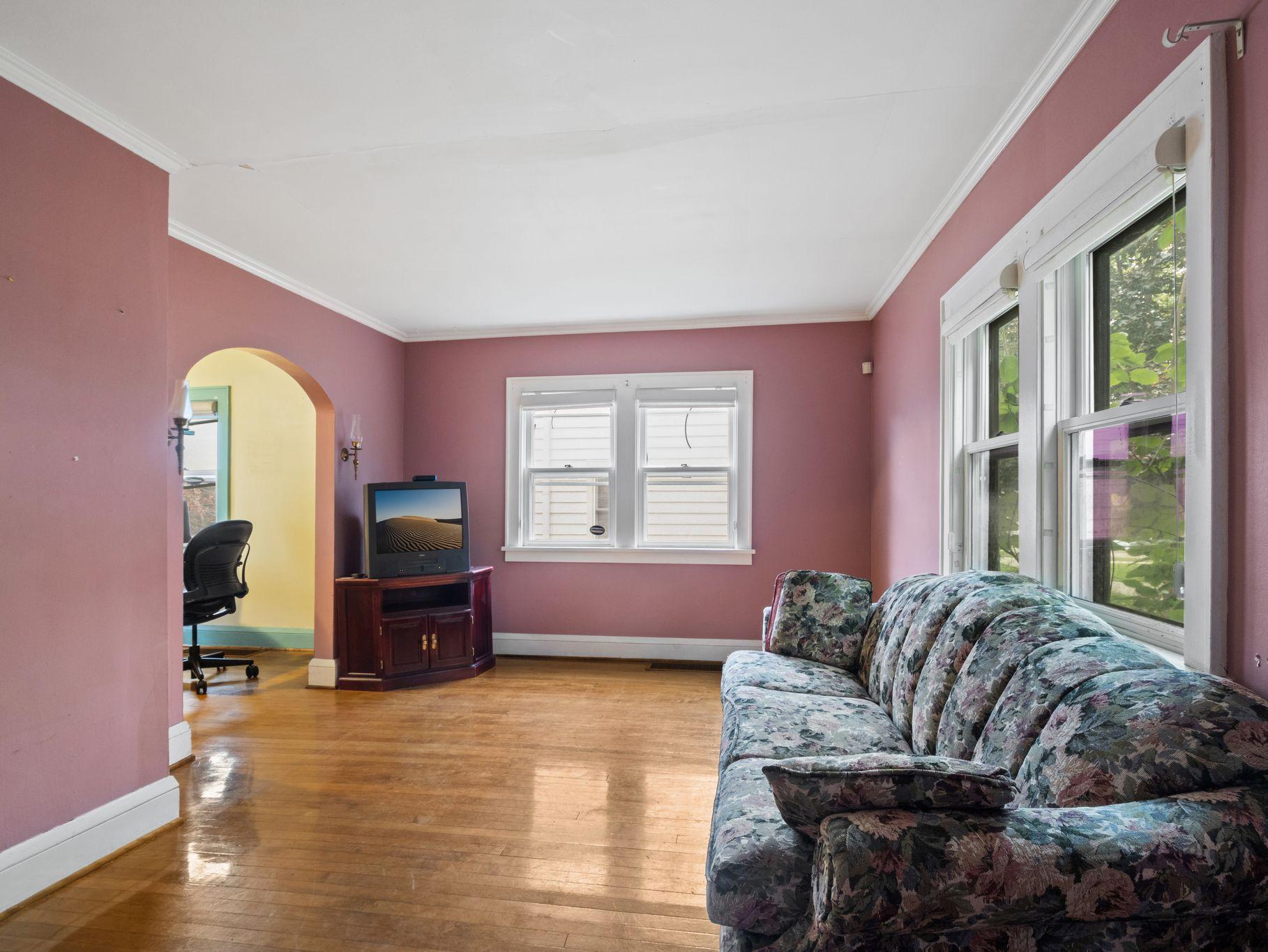 View of Residential at 3153 Maryland Avenue, Saint Louis Park MN 55426, Saint Louis Park (4 of 24) - Mike Wilen | Minnesota Team Real Estate