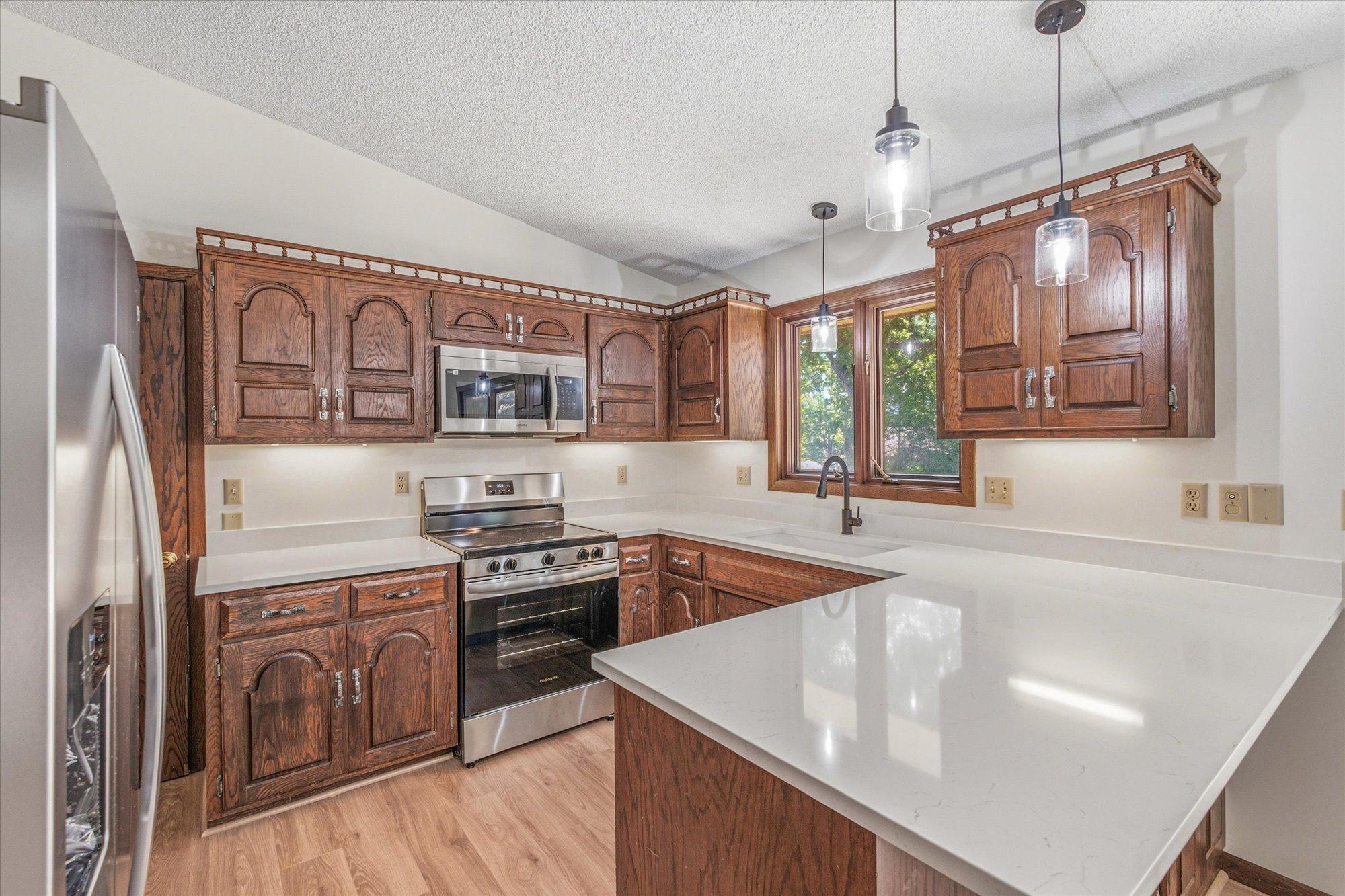 View of Residential at 316 Colleen Avenue, Shoreview MN 55126, Shoreview (9 of 39) - Mike Wilen | Minnesota Team Real Estate