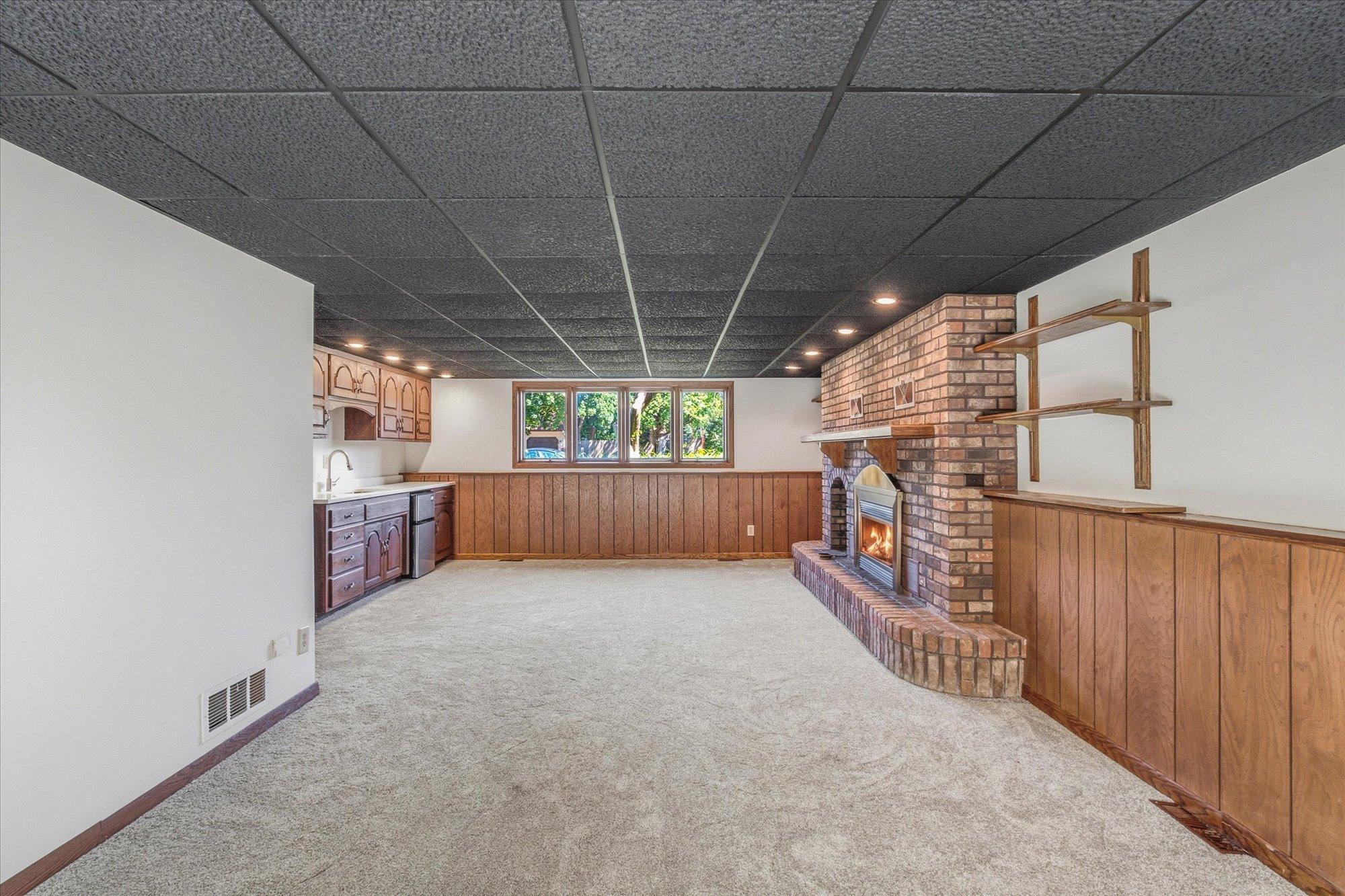 View of Residential at 316 Colleen Avenue, Shoreview MN 55126, Shoreview (25 of 39) - Mike Wilen | Minnesota Team Real Estate