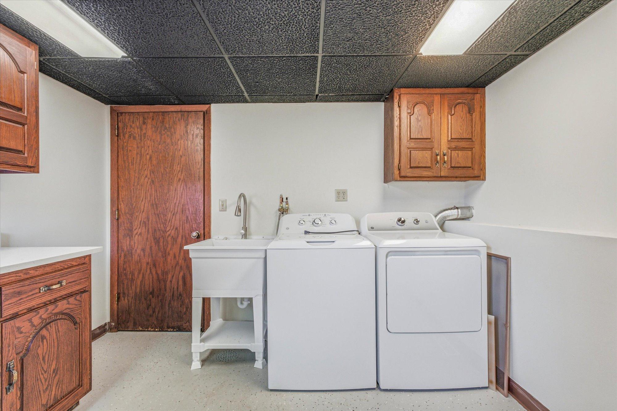 View of Residential at 316 Colleen Avenue, Shoreview MN 55126, Shoreview (32 of 39) - Mike Wilen | Minnesota Team Real Estate