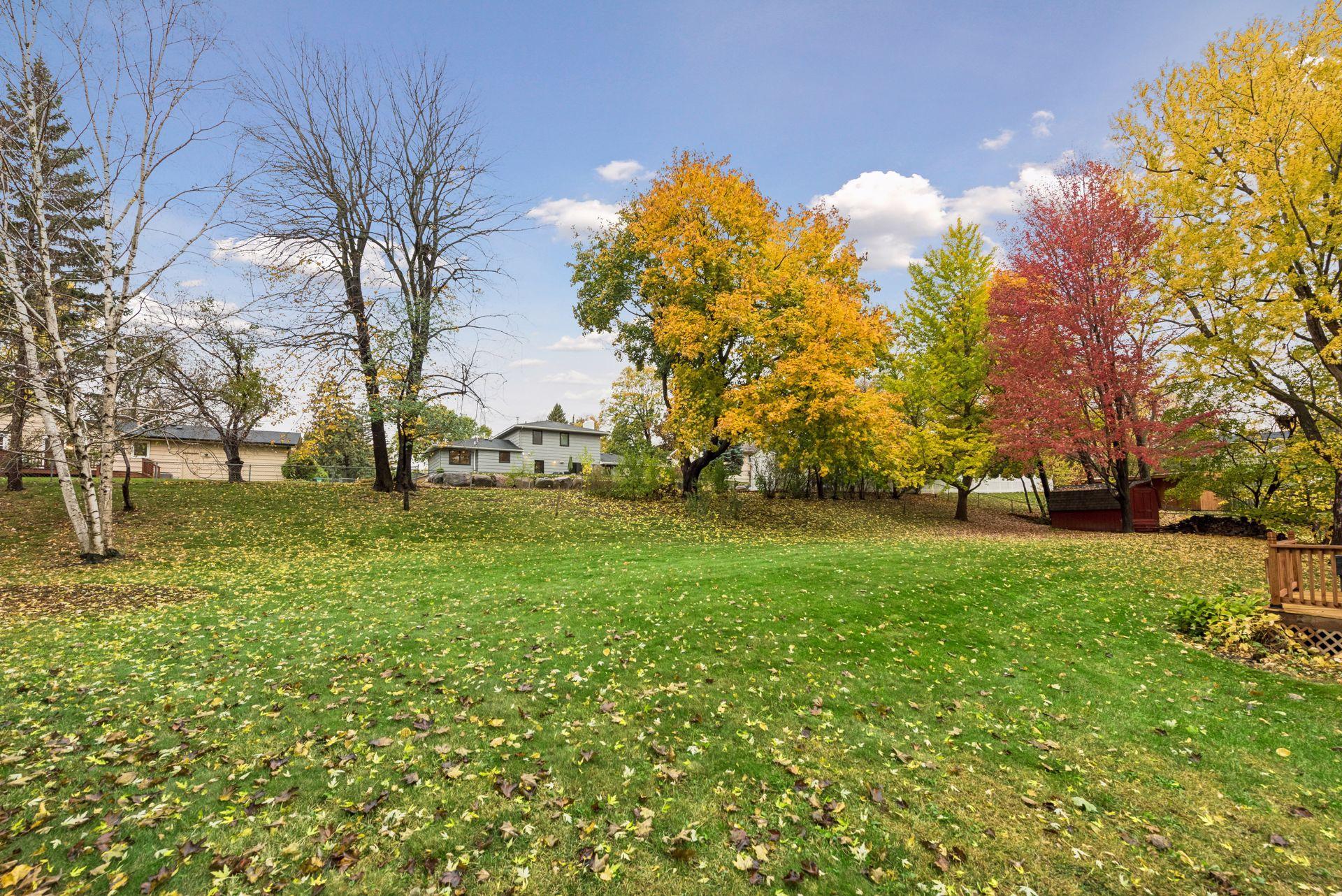 View of Residential at 9924 Little Circle, Bloomington MN 55437, Bloomington (31 of 34) - Mike Wilen | Minnesota Team Real Estate